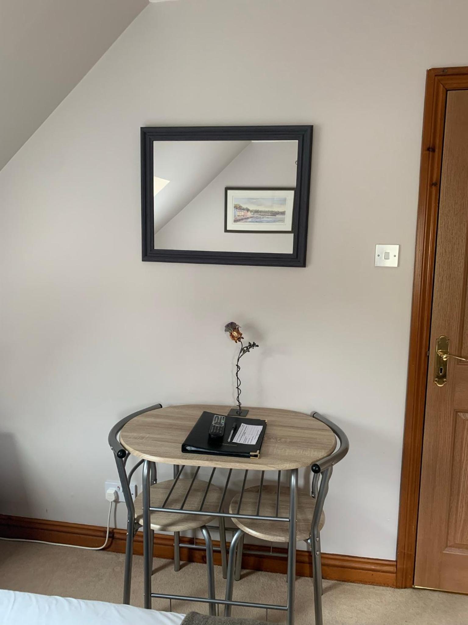 Large Double Room photo 3