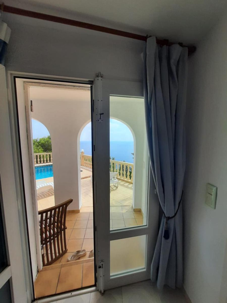Apartment with Sea View photo 2