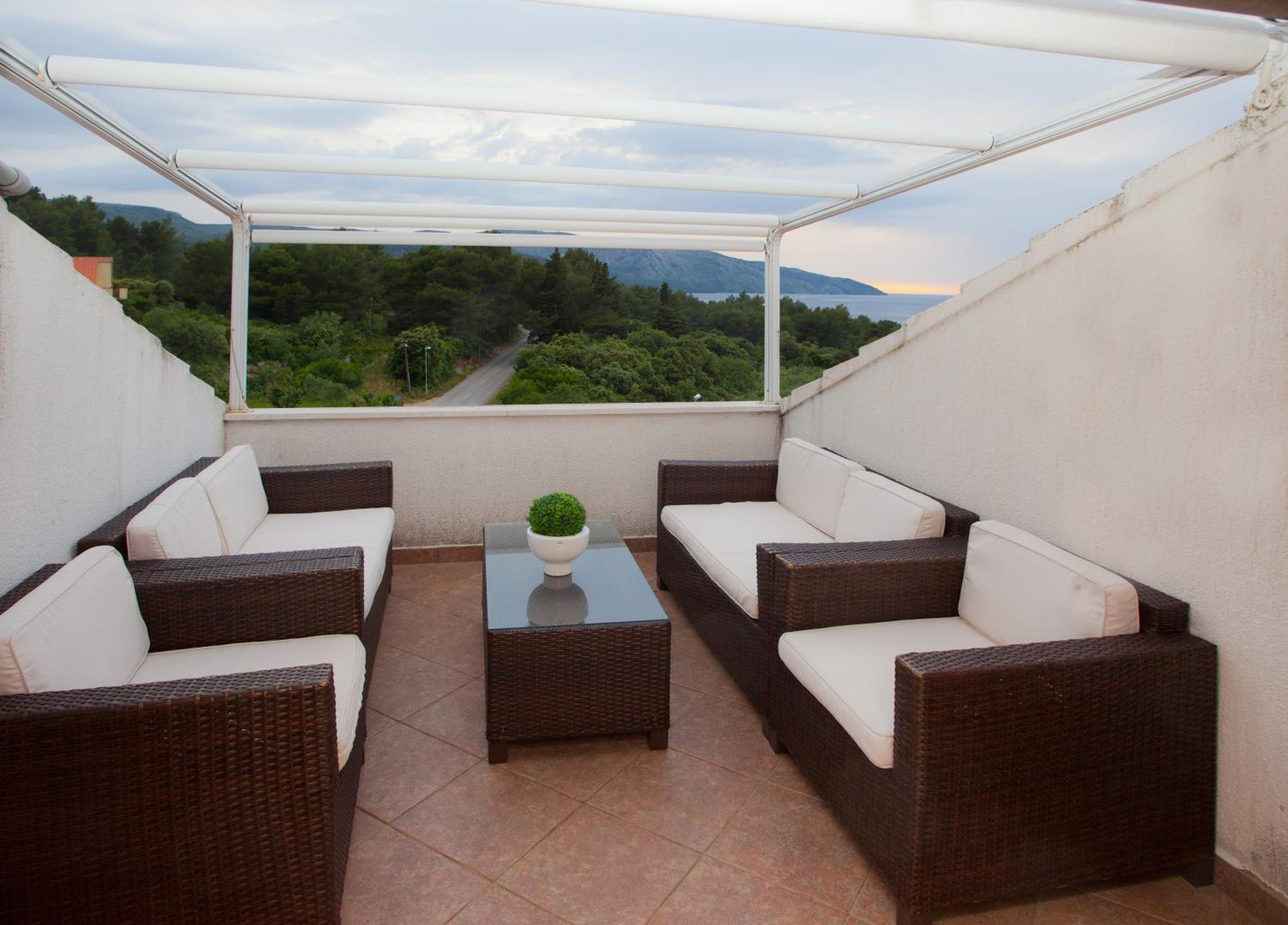 Luxury Two-Bedroom Apartment (4 Adults) photo 2