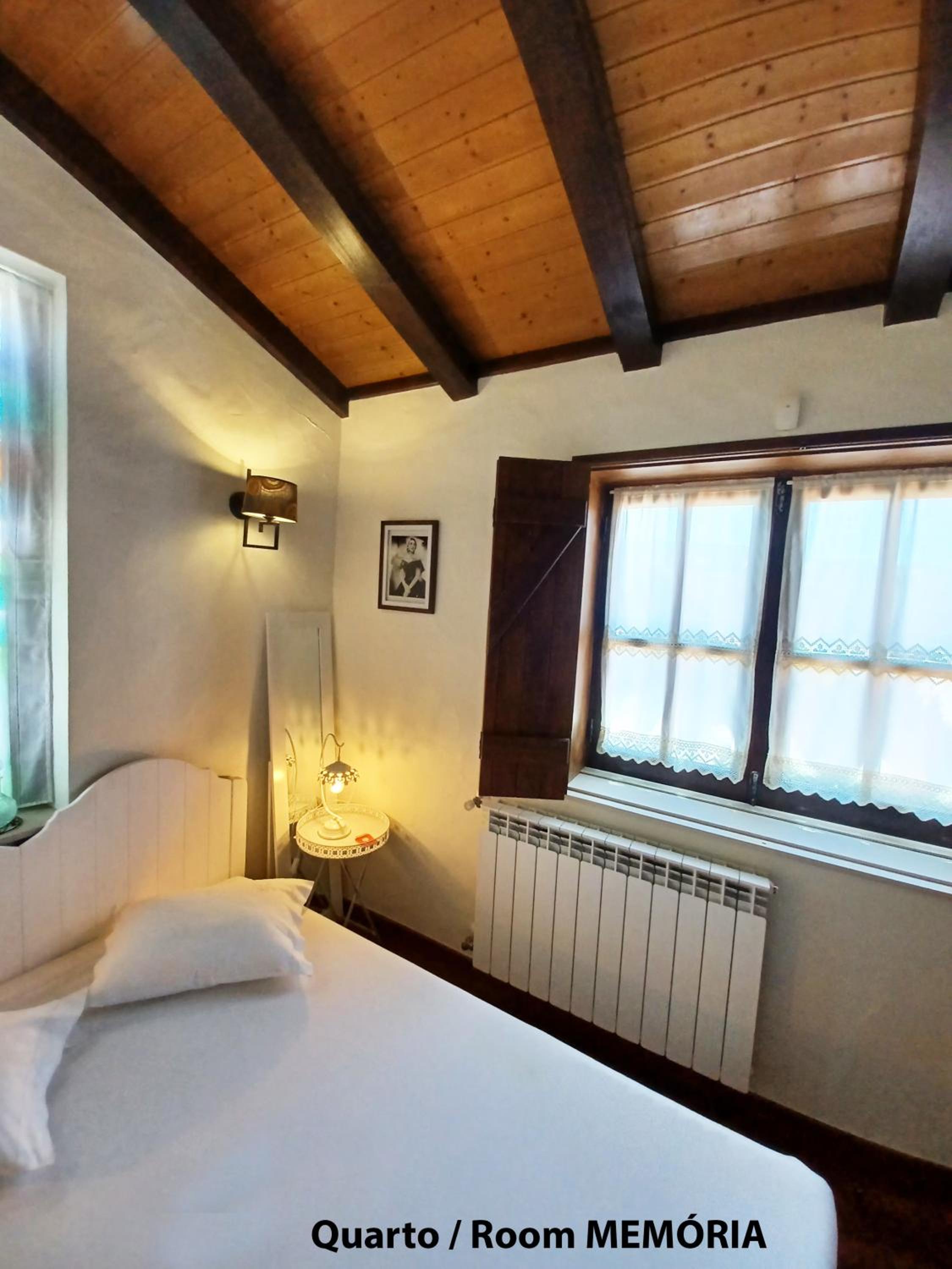 Small Double Room - Photo 3