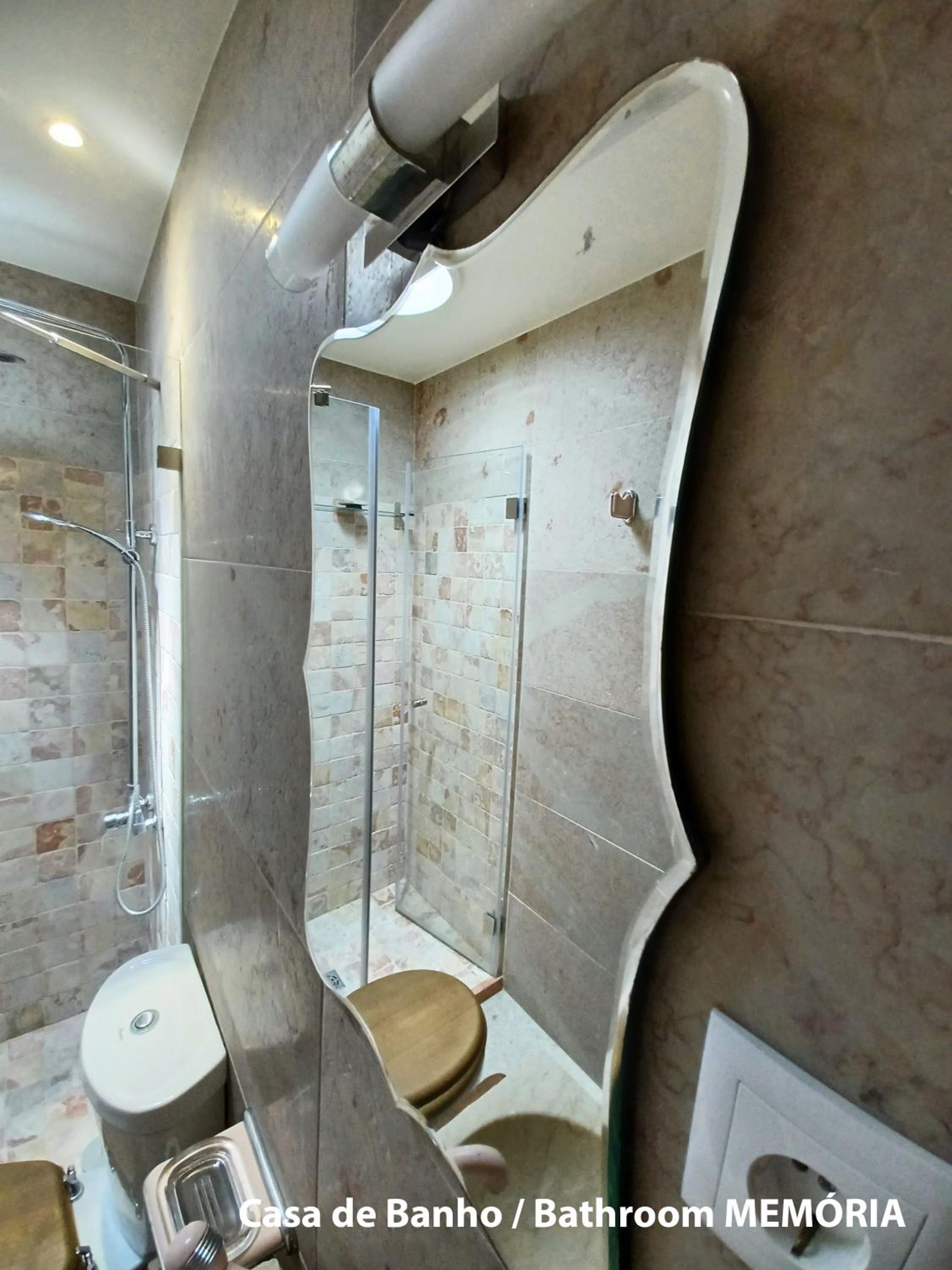 Small Double Room - Photo 9