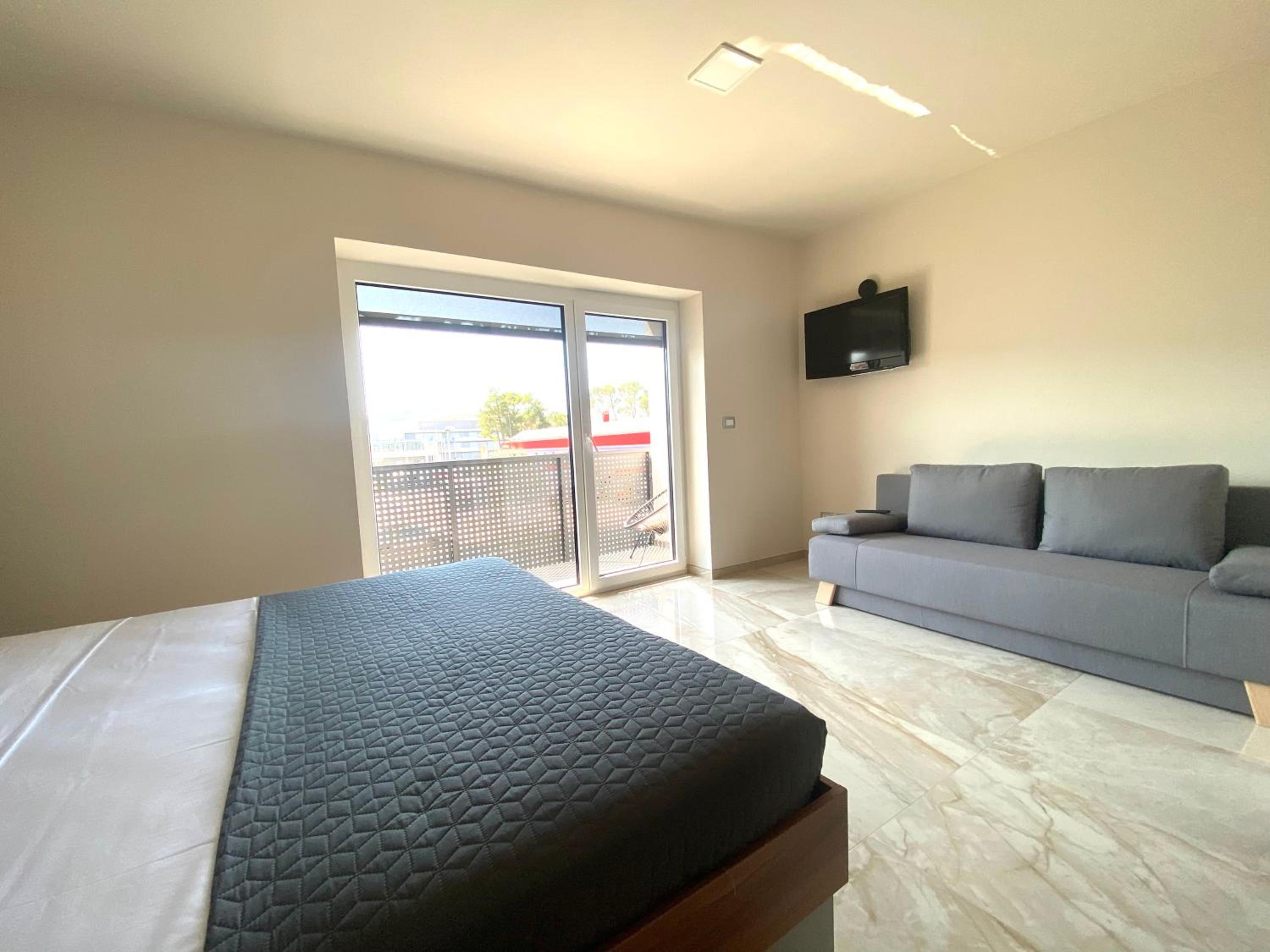 Apartment with Balcony