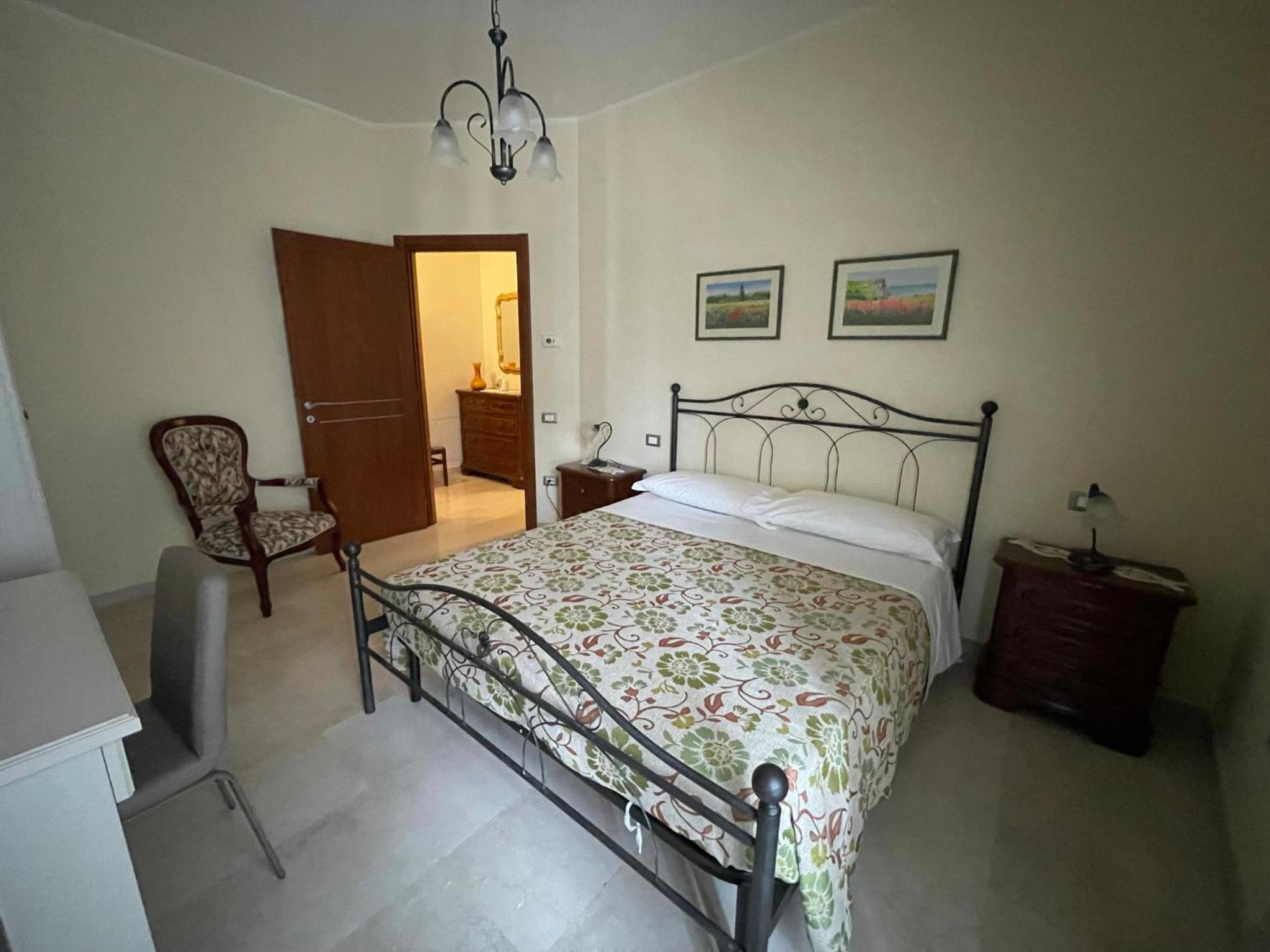 Quadruple Room with Private Bathroom photo 3