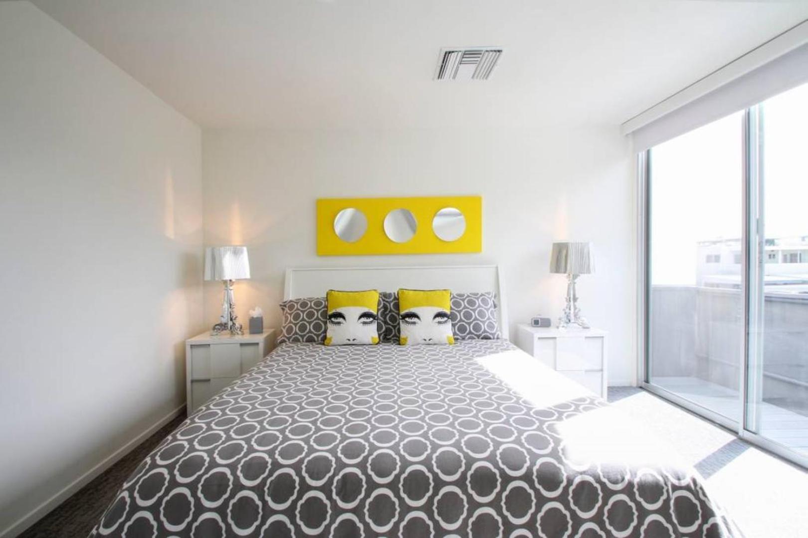 Superior King 1 Bedroom Mountain View - Photo 9