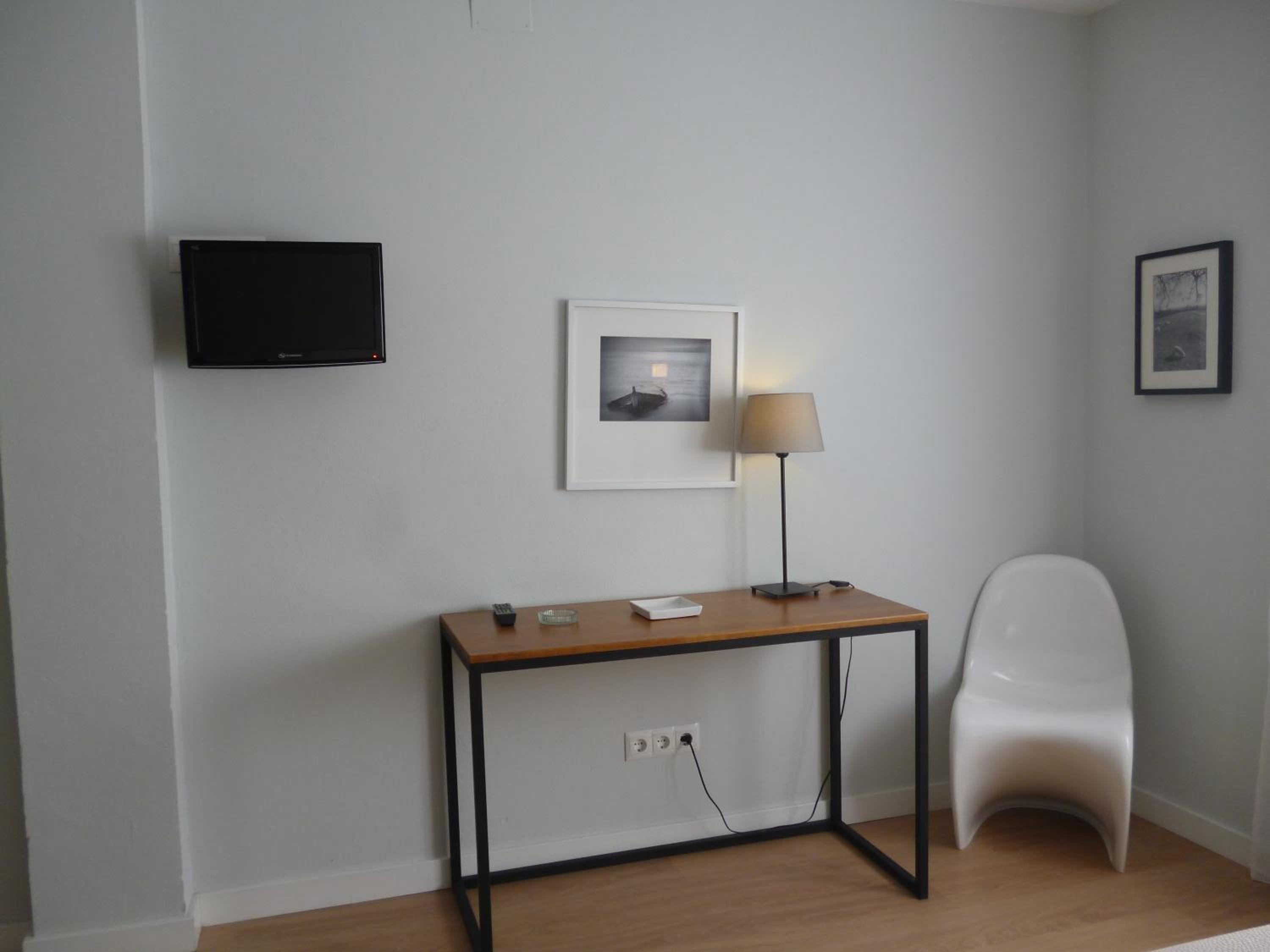Family Room photo 2