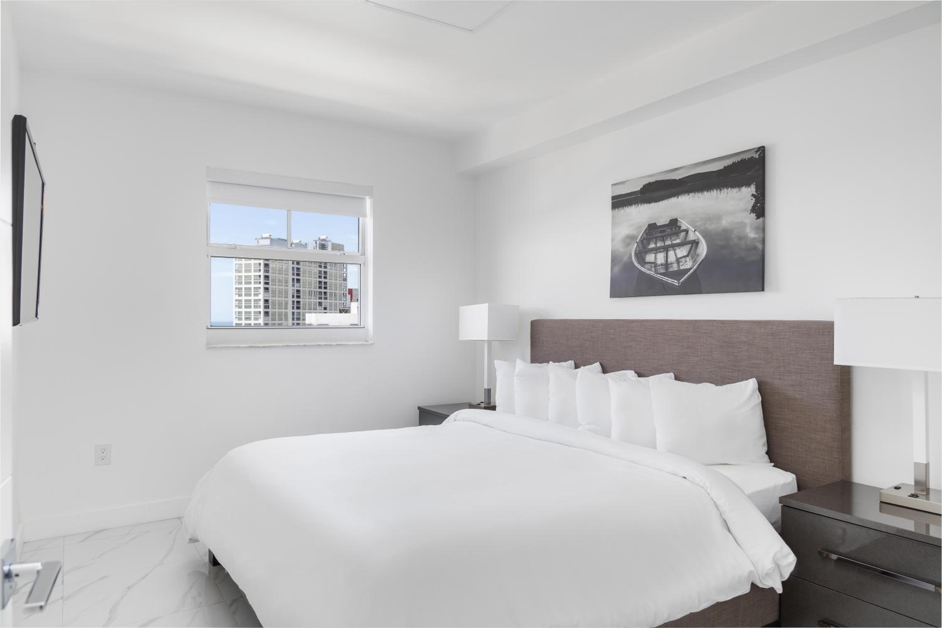 Suite Luxe 2 Chambres avec Balcon - Vue sur l'Eau