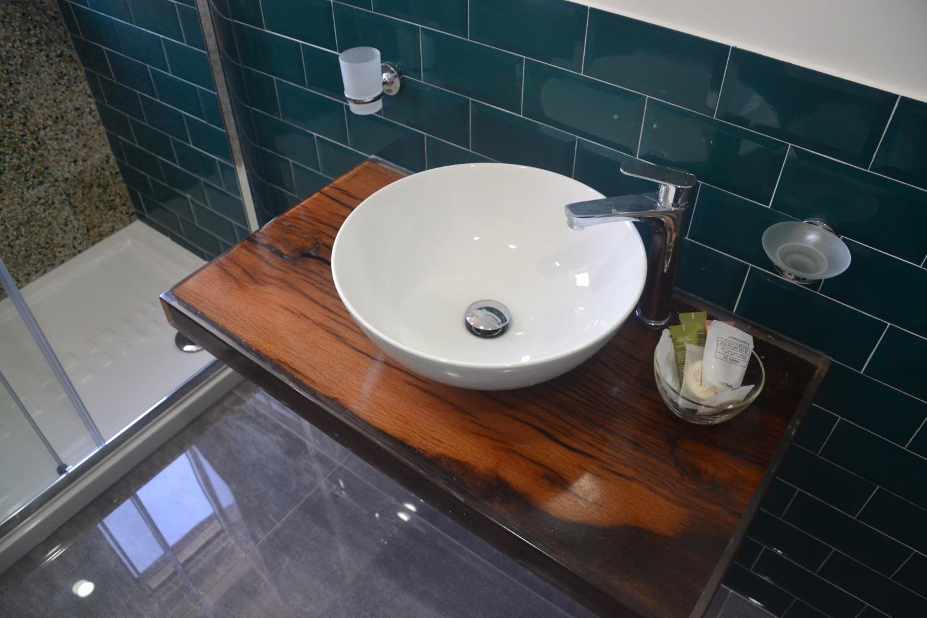 Double Room with Private Bathroom photo 2