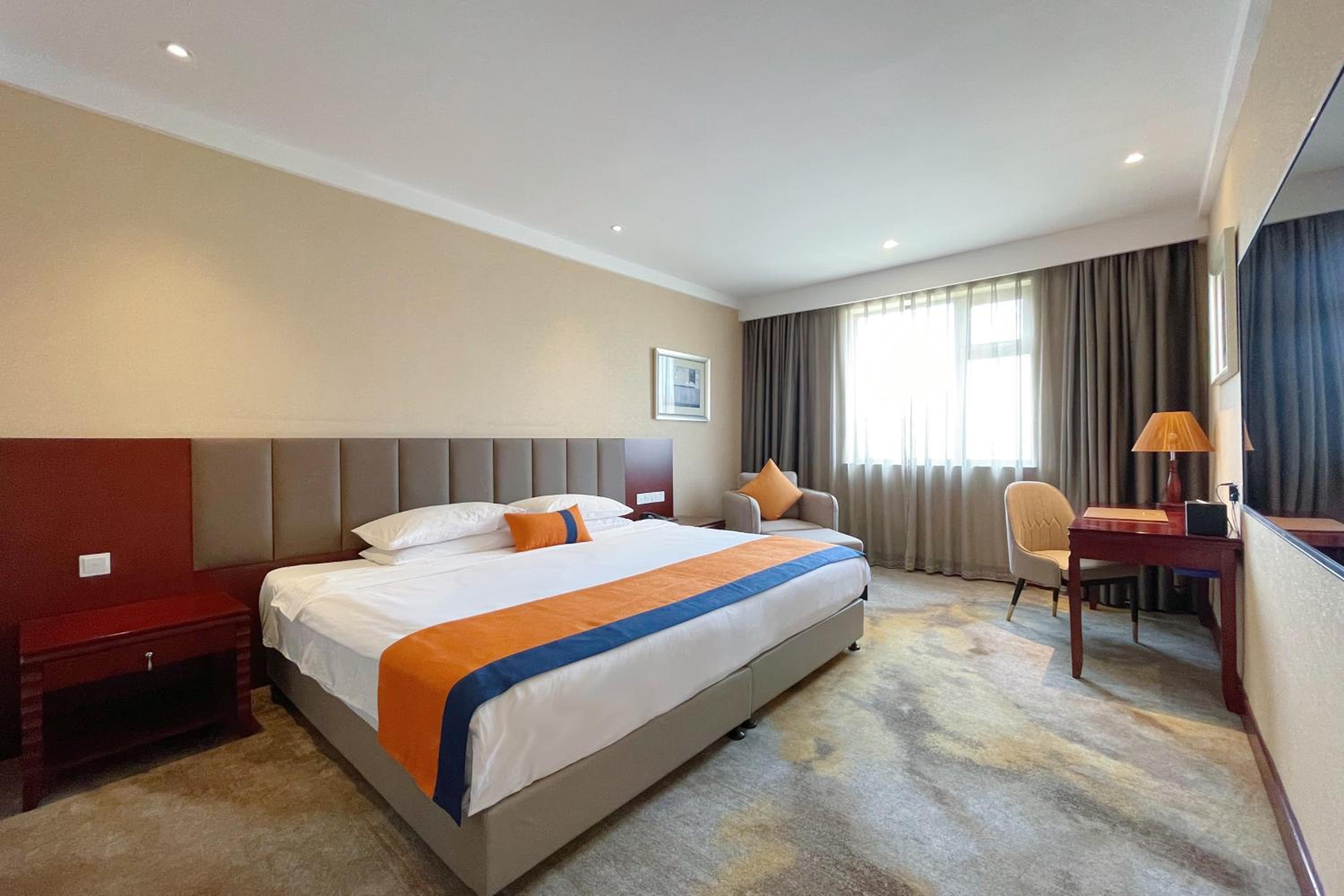 Premium King Room