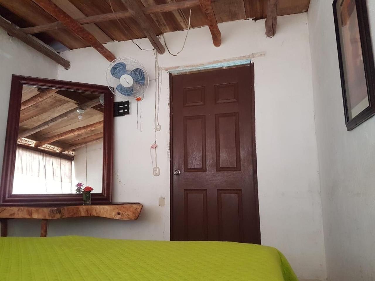 Double or Twin Room photo 3