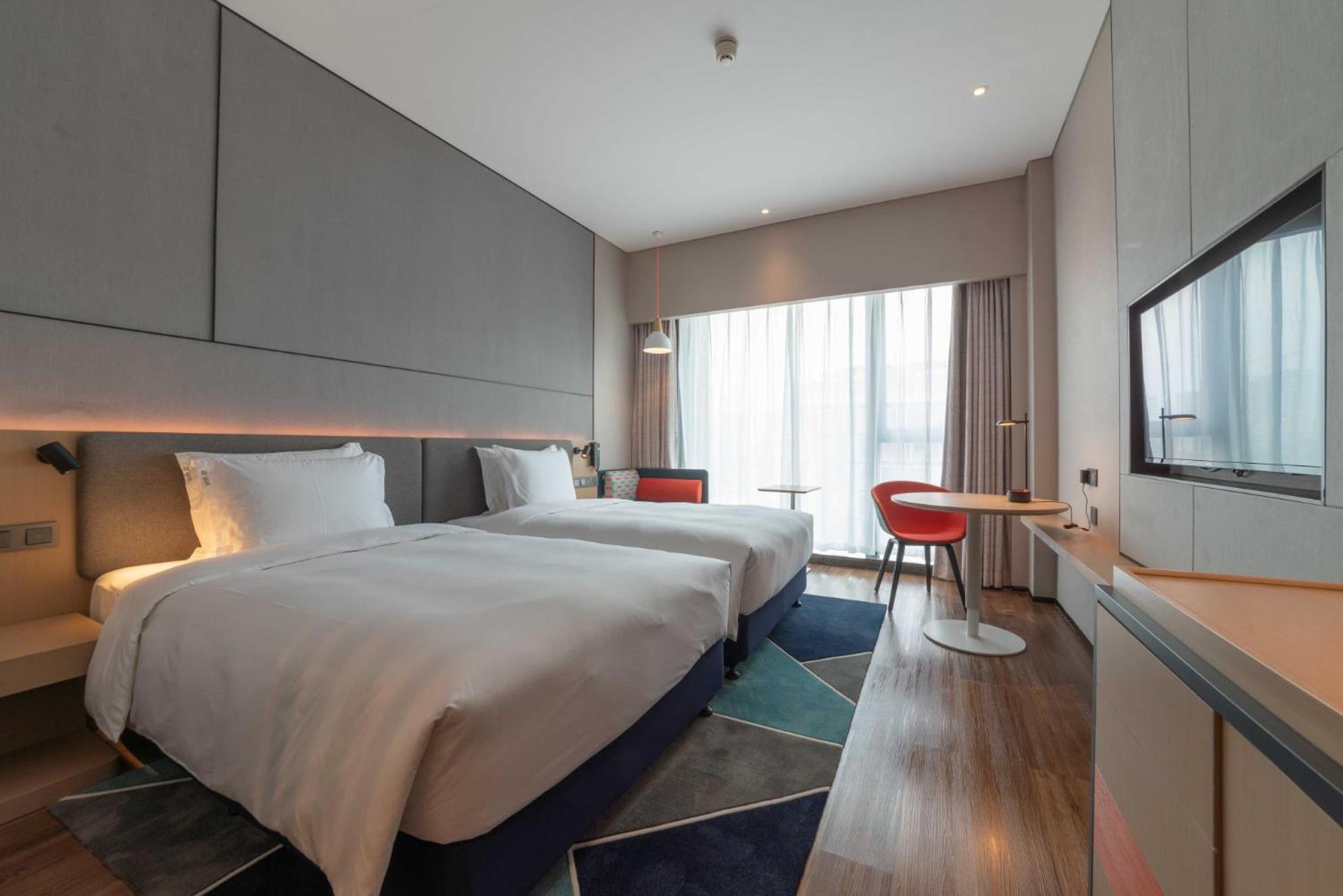 Standard Twin Room - Photo 5