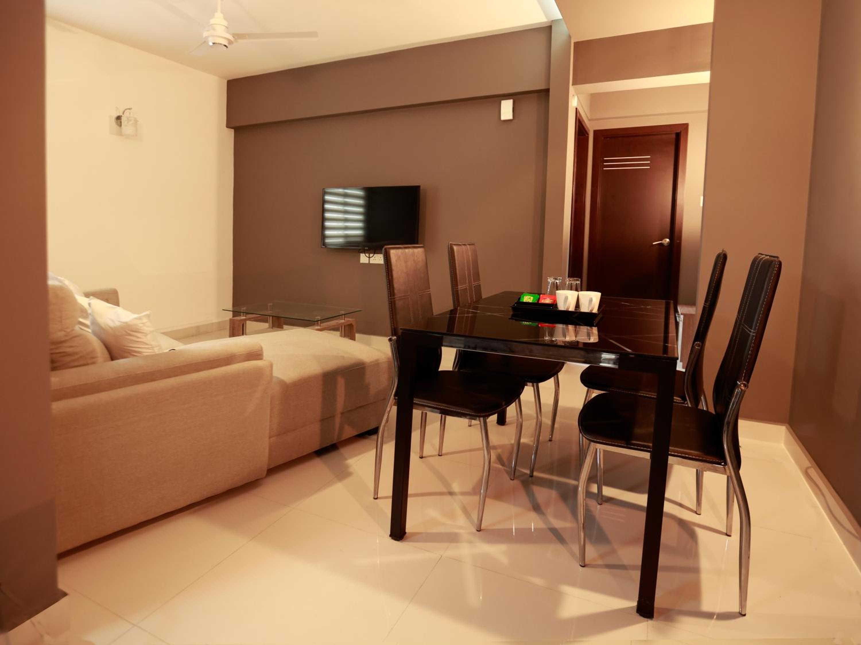 One Bedroom Standard Suite photo 3