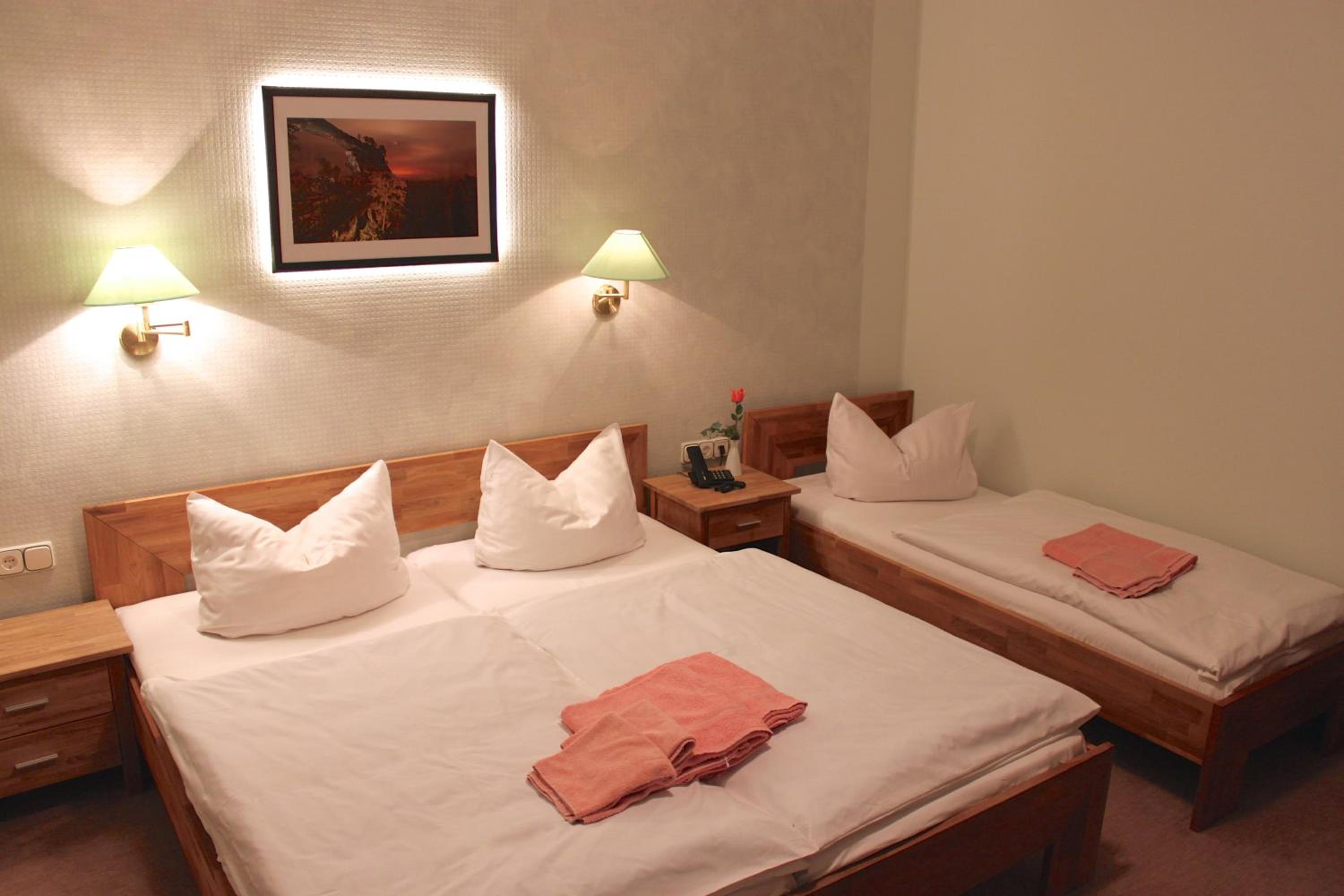 Triple Room photo 3
