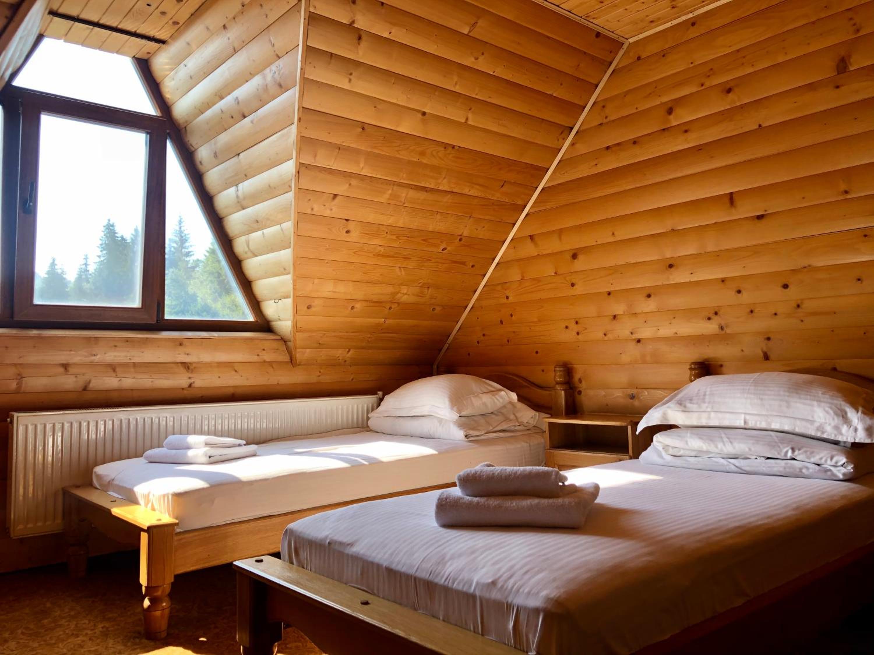 Twin Room in Attic with SPA access photo 1
