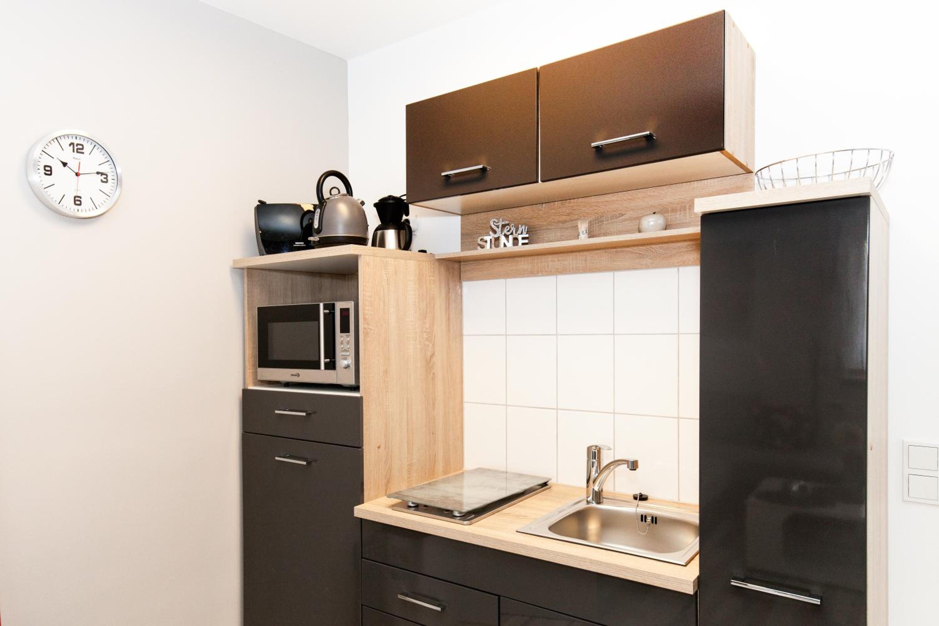 One-Bedroom Apartment photo 2