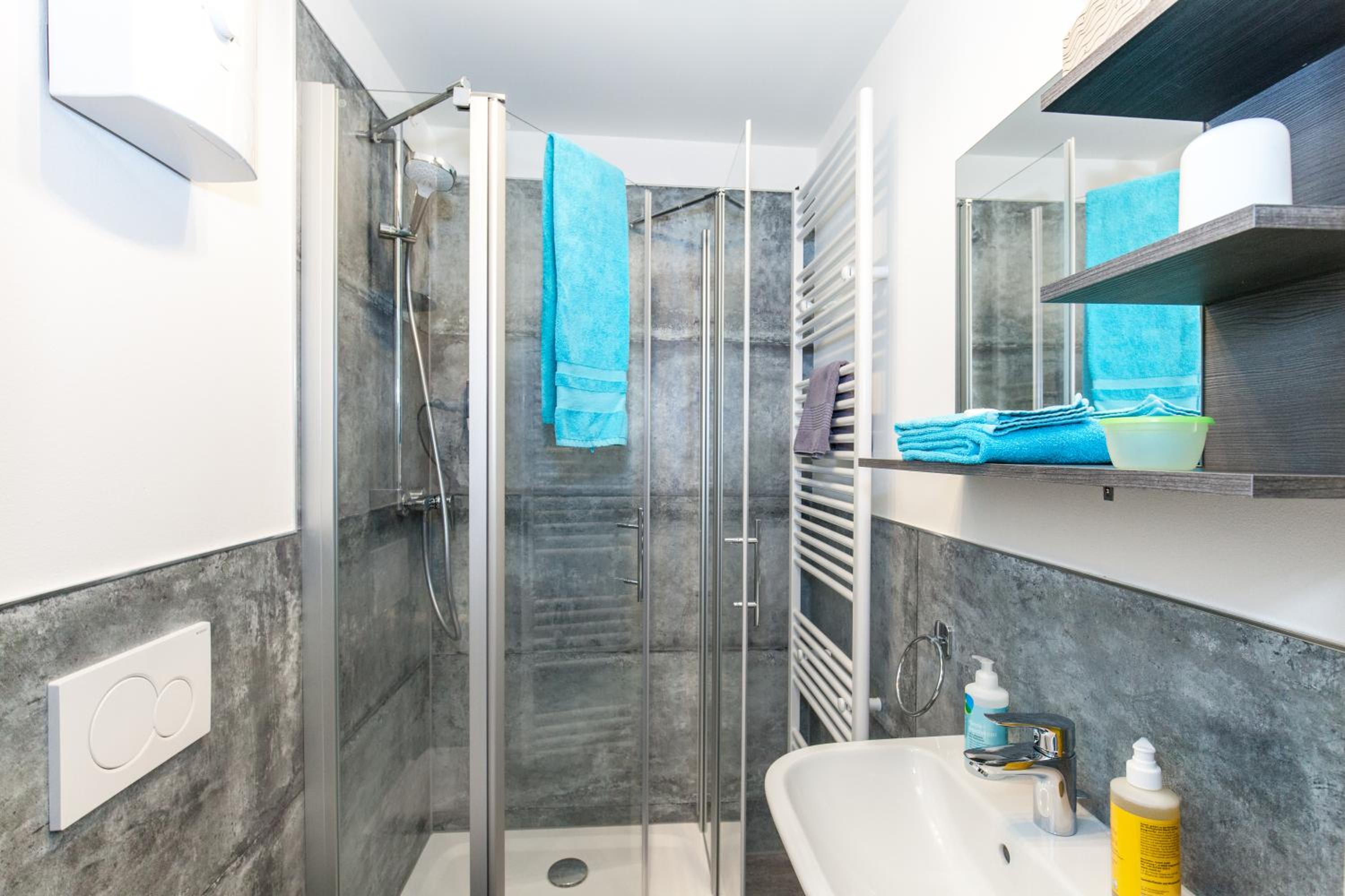 Studio Apartment photo 2