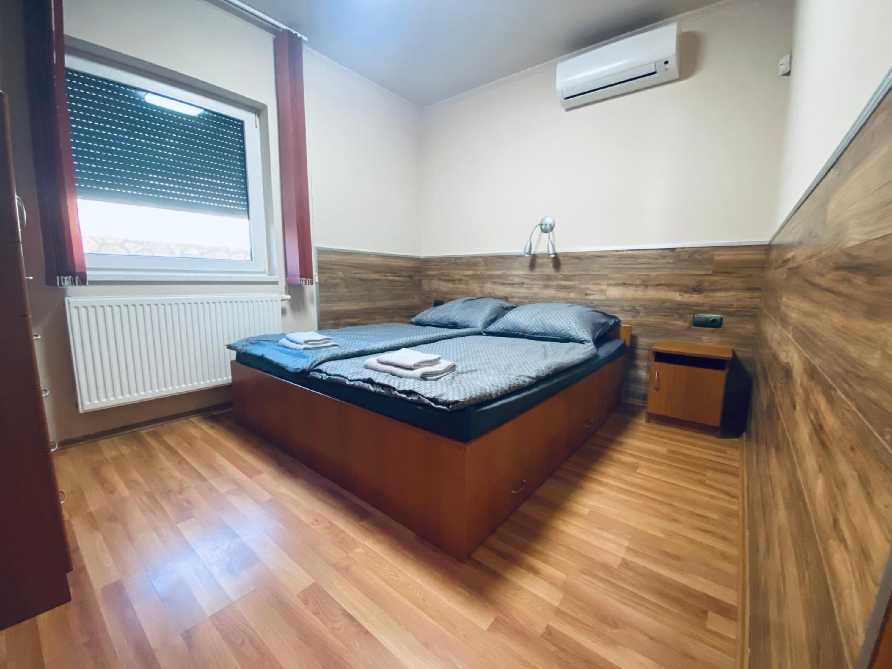 Three-Bedroom Apartment photo 2