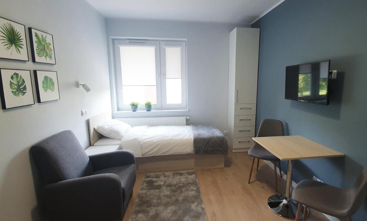 Single Room with Bathroom photo 2