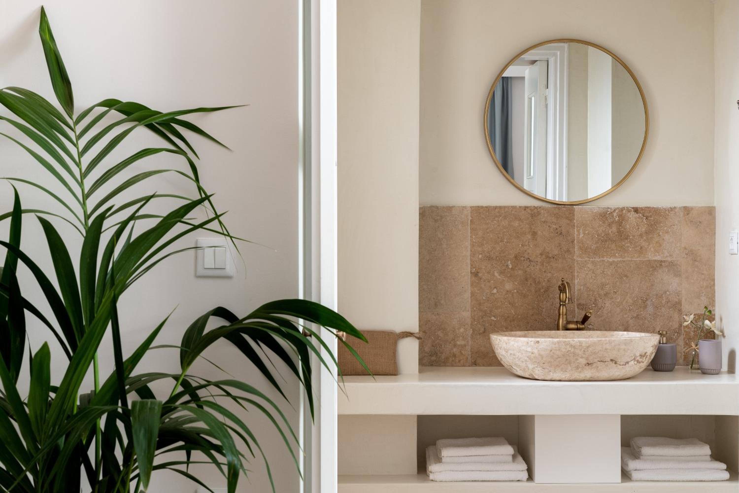 Superior Suite - Photo 3