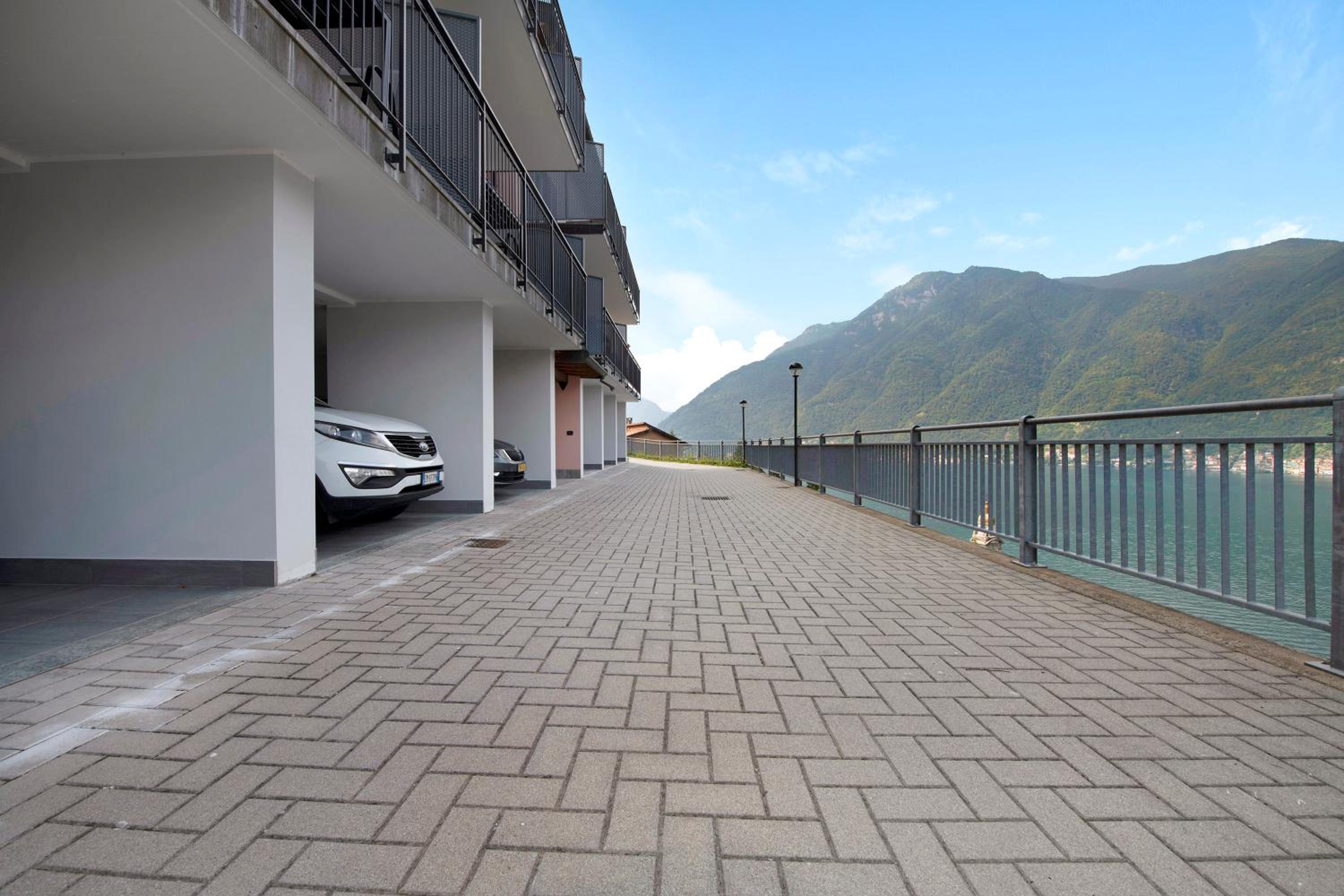 Superior One-Bedroom Apartment with Balcony - Photo 7