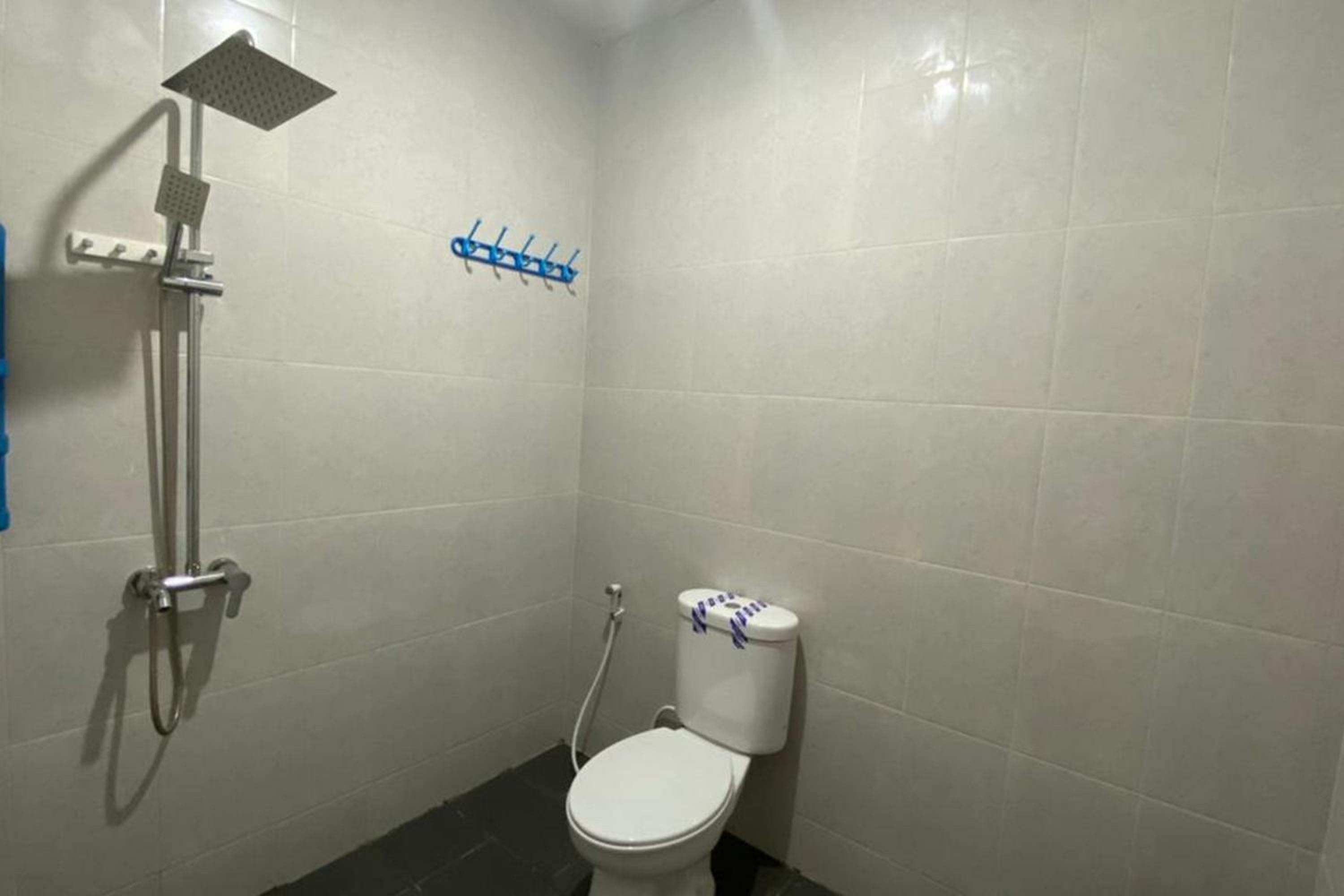 Deluxe Room - Photo 6