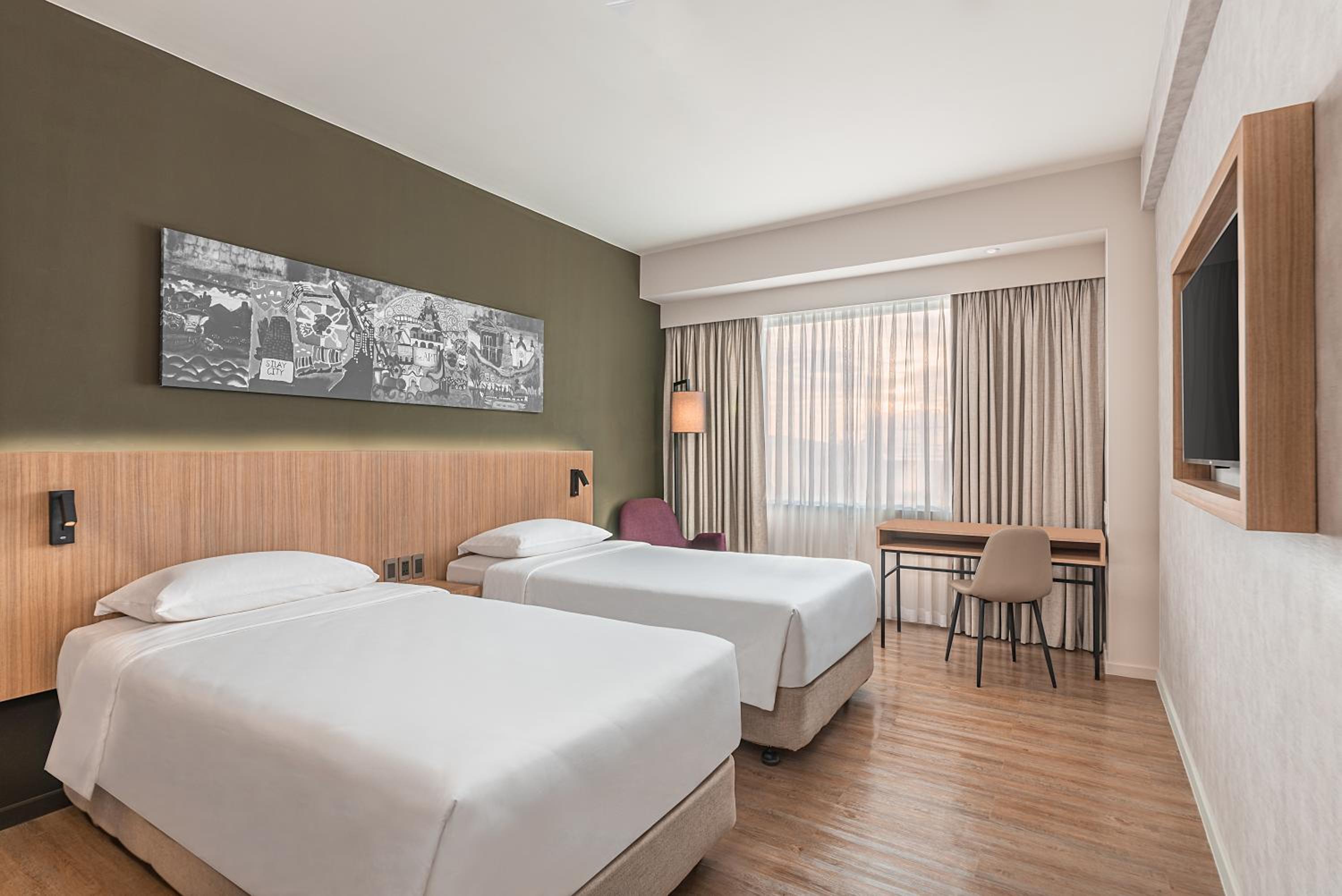 Deluxe Double or Twin Room - Photo 9