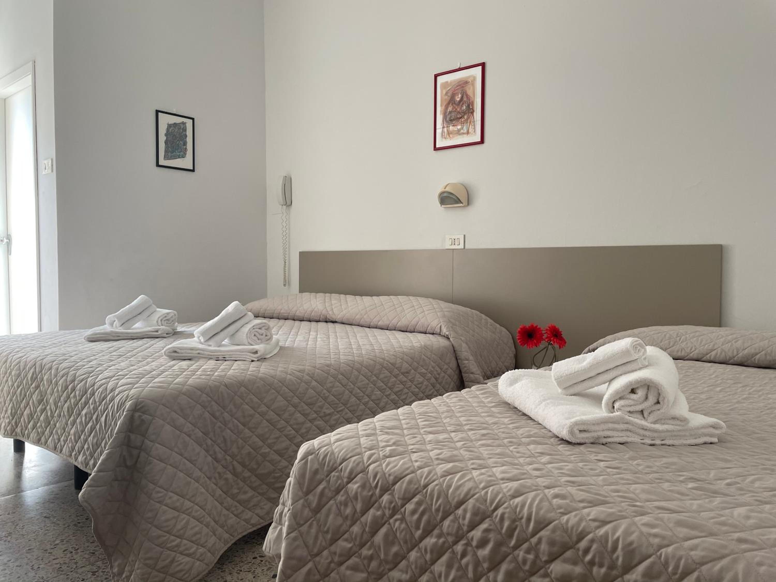 Triple Room - Photo 1