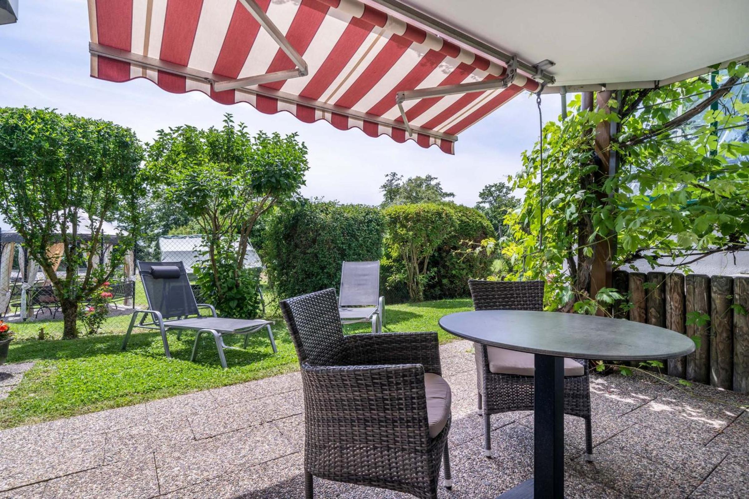 Apartment with Terrace photo 3