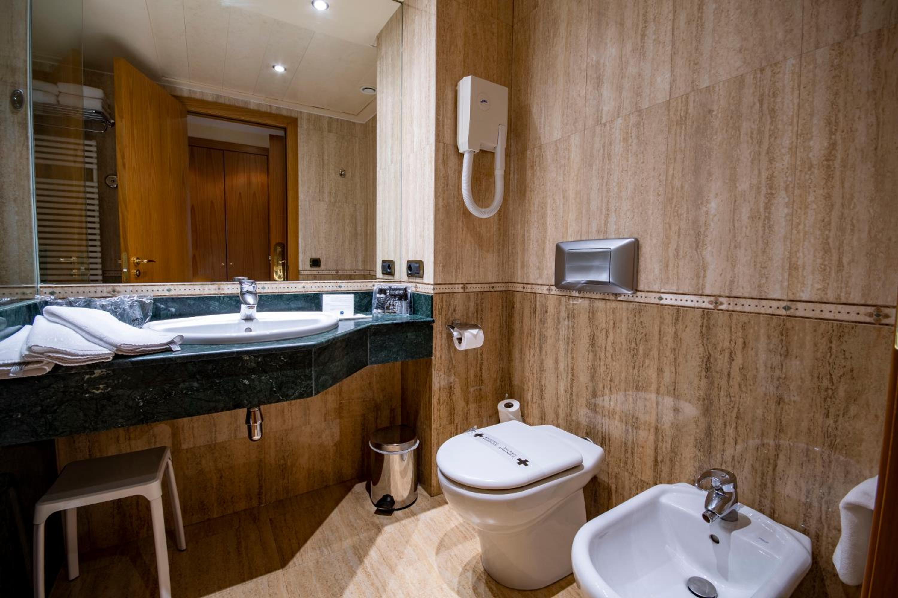 Triple Room photo 2