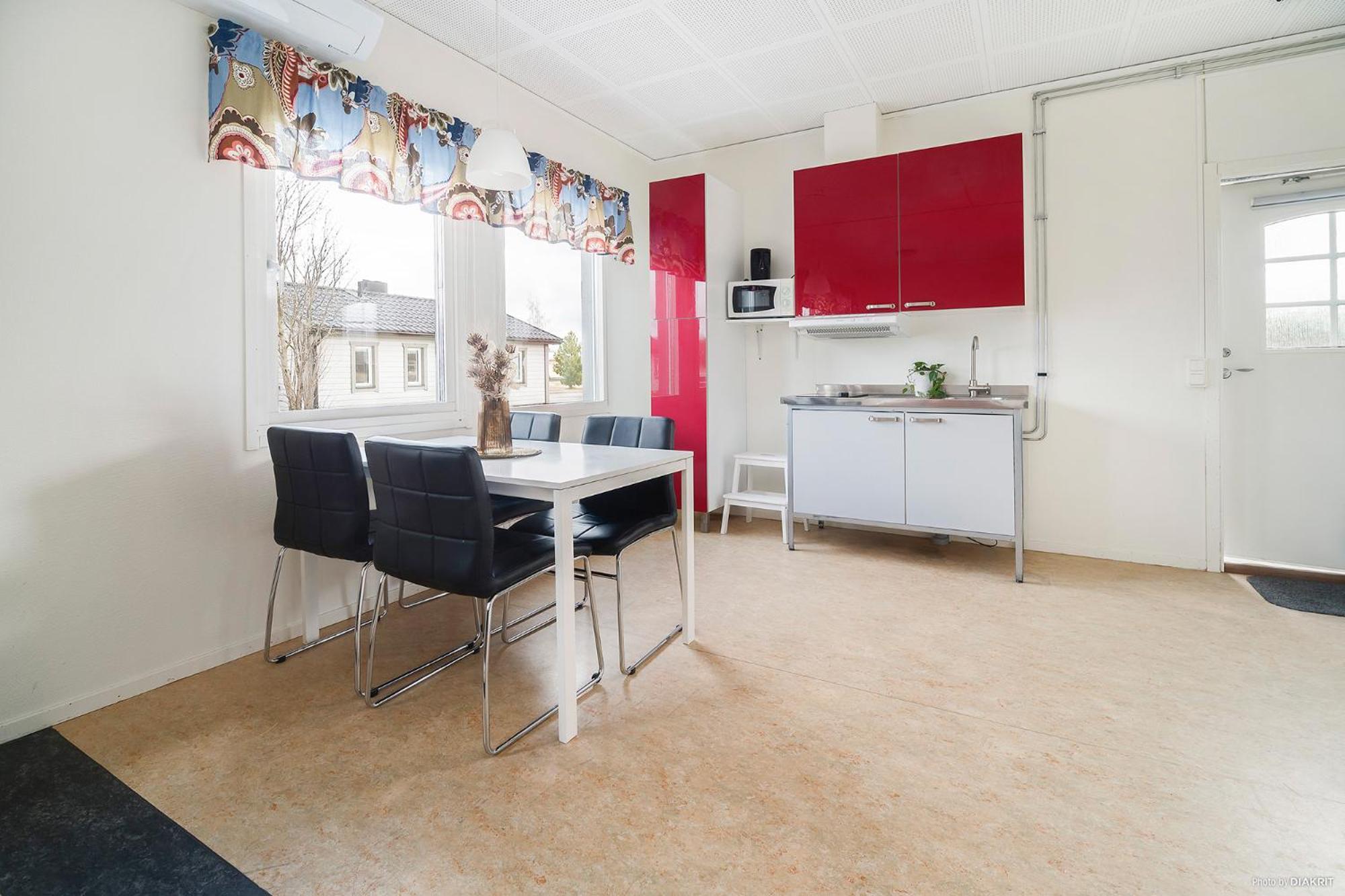 Apartment - Ground Floor photo 3
