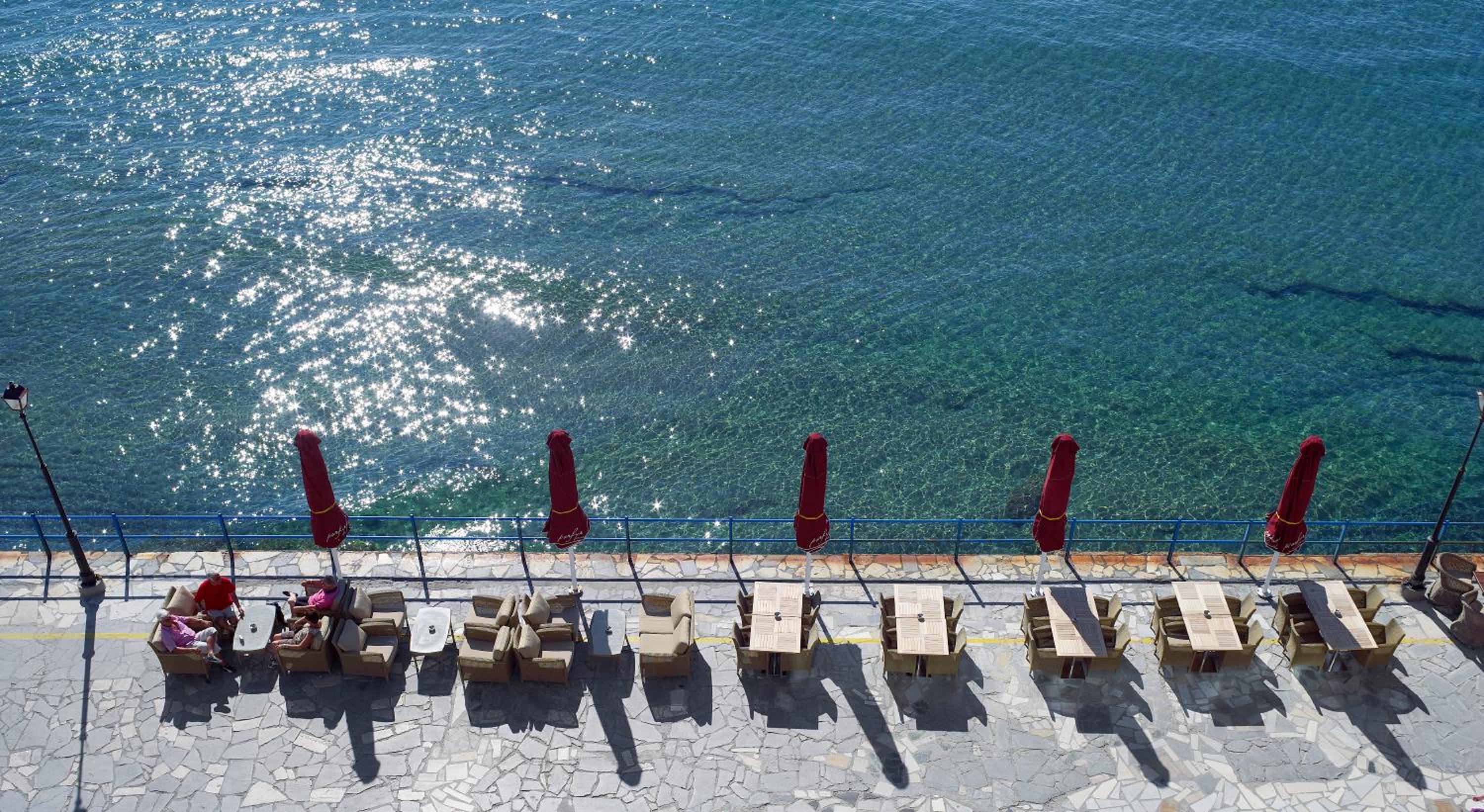 Twin Room with Sea View - Photo 7