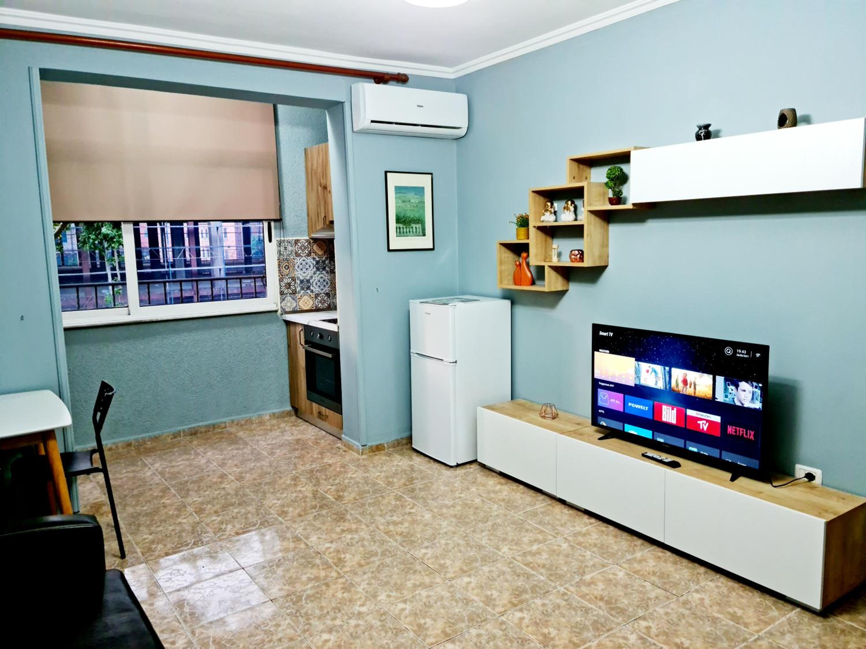 One-Bedroom Apartment