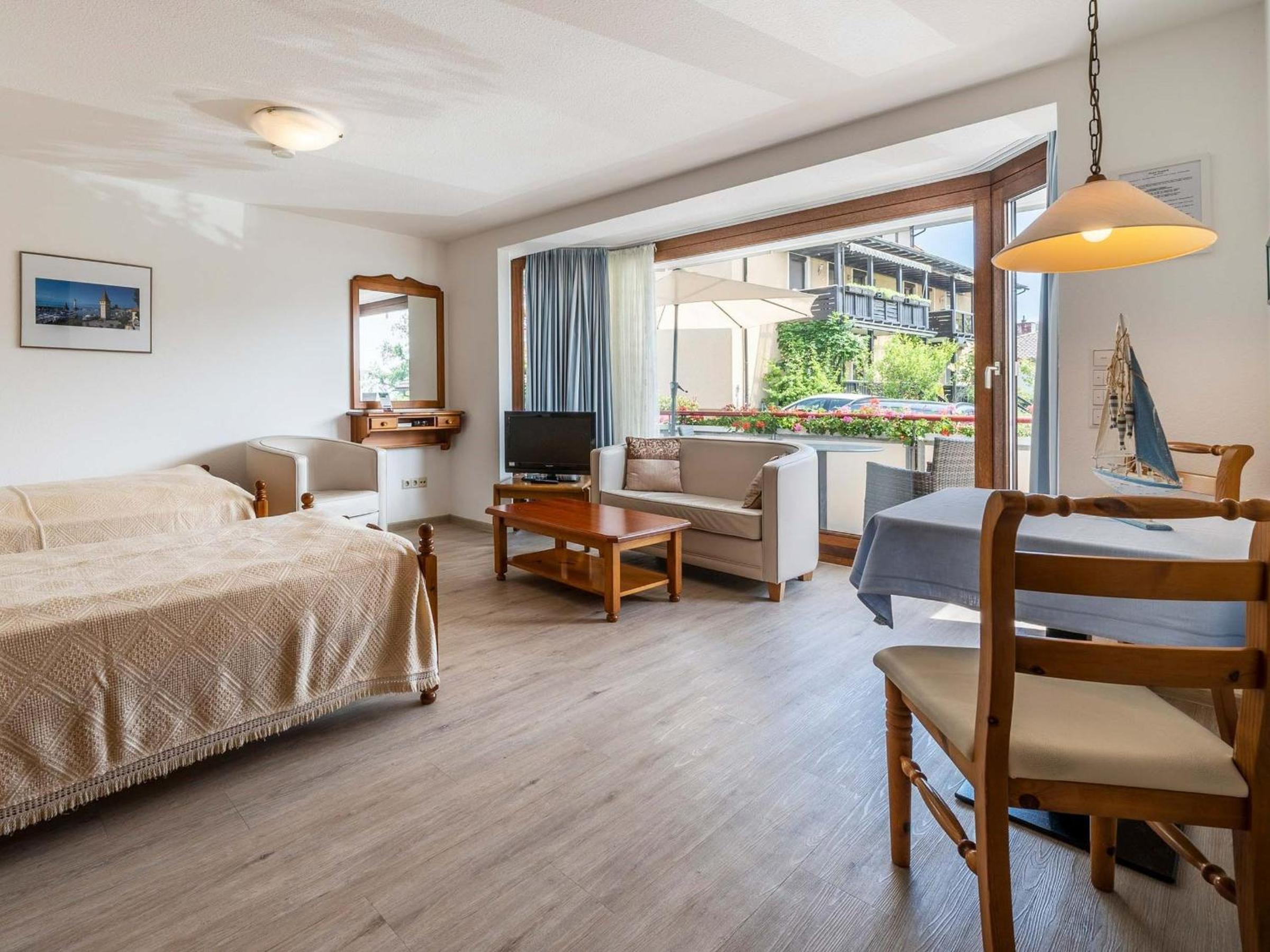 Apartment with Lake View photo 1
