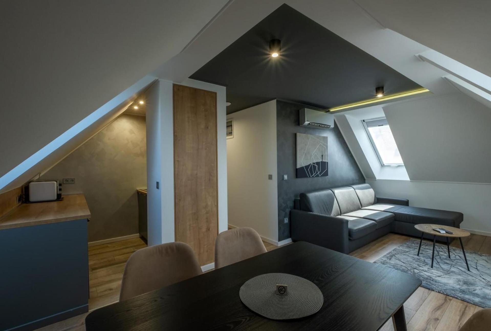Two-Bedroom Apartment - Photo 20