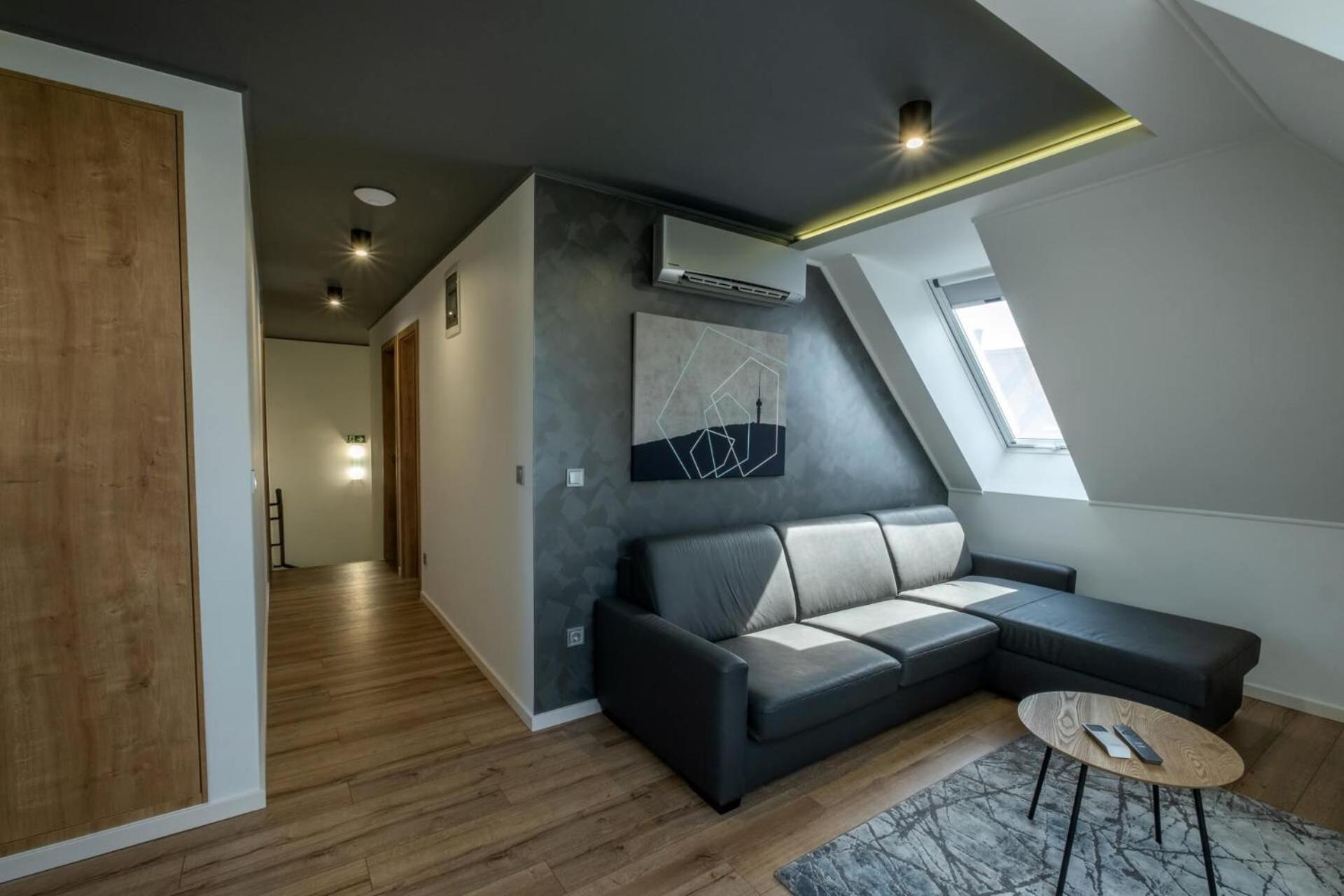 Two-Bedroom Apartment - Photo 18