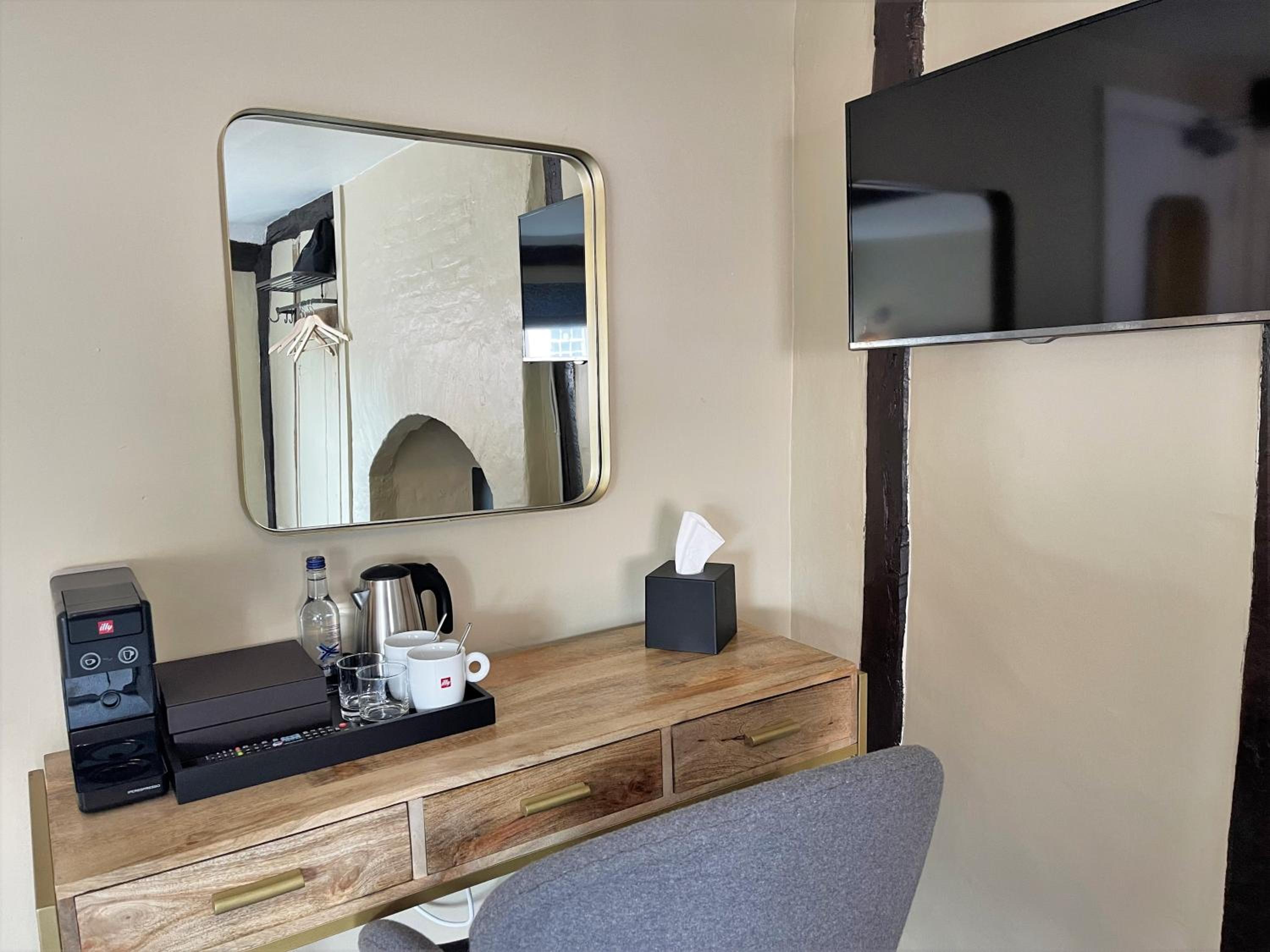 Superior Double Room - Photo 3