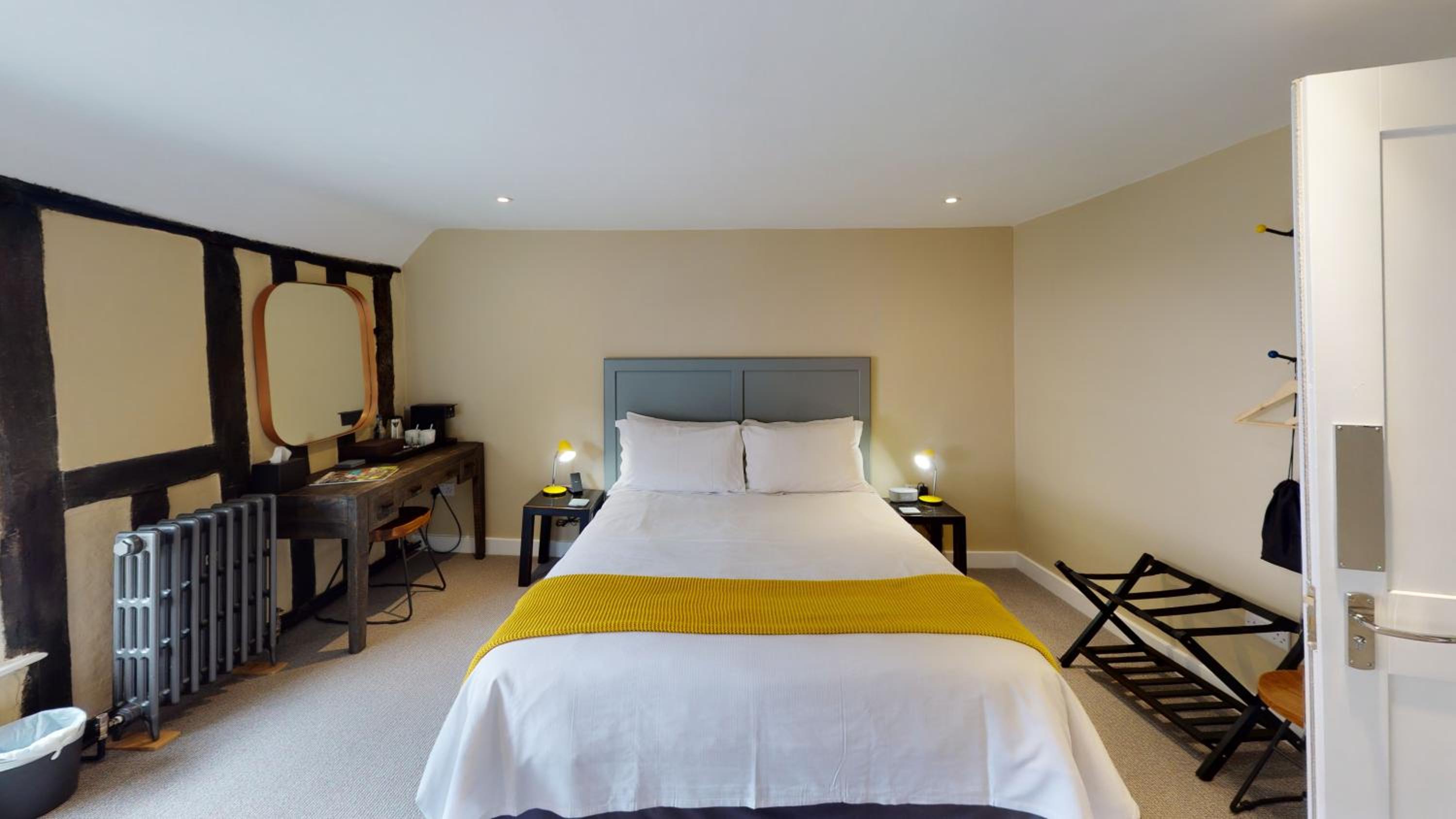 Standard Double Room - Photo 2