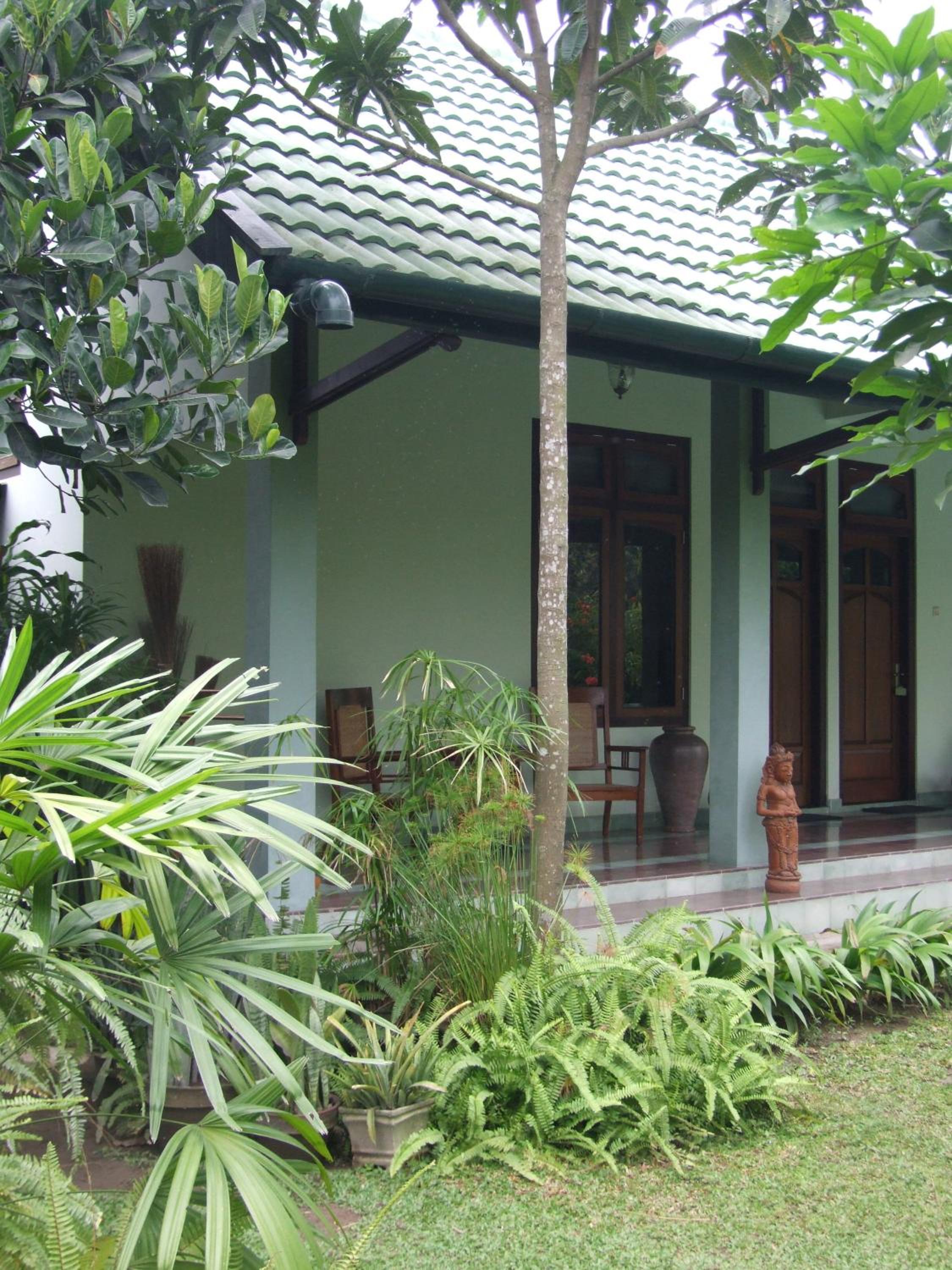Standard Twin Room - Photo 9