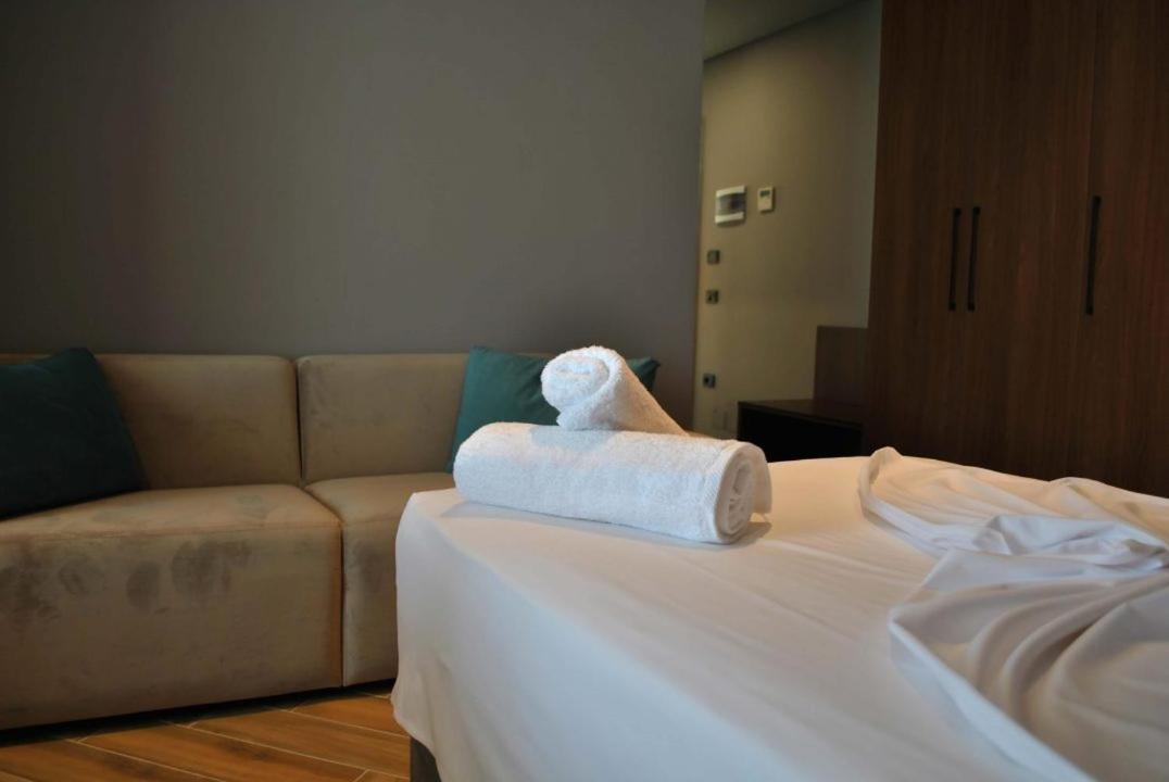 Suite with Mountain View