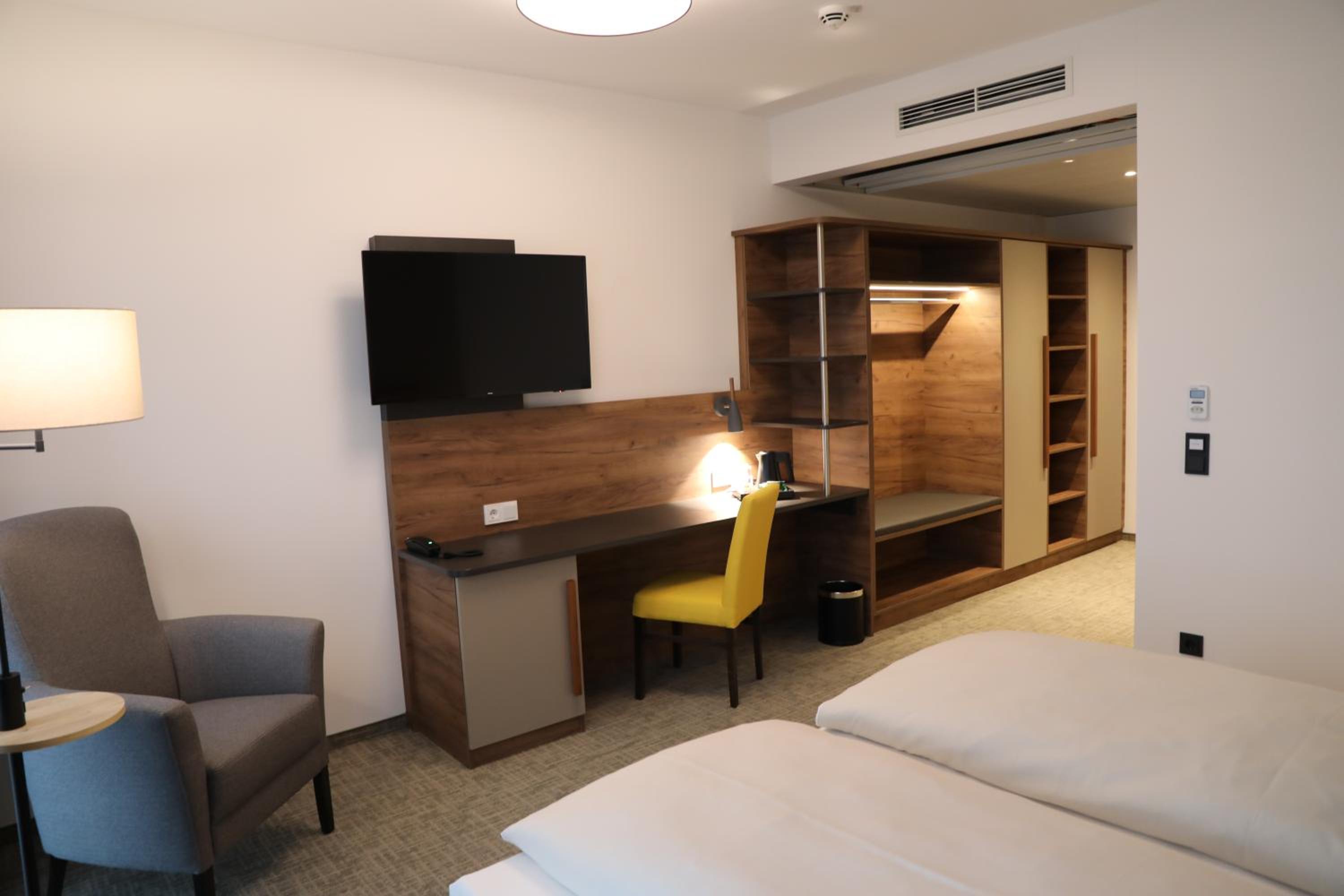 Double Room - Photo 14