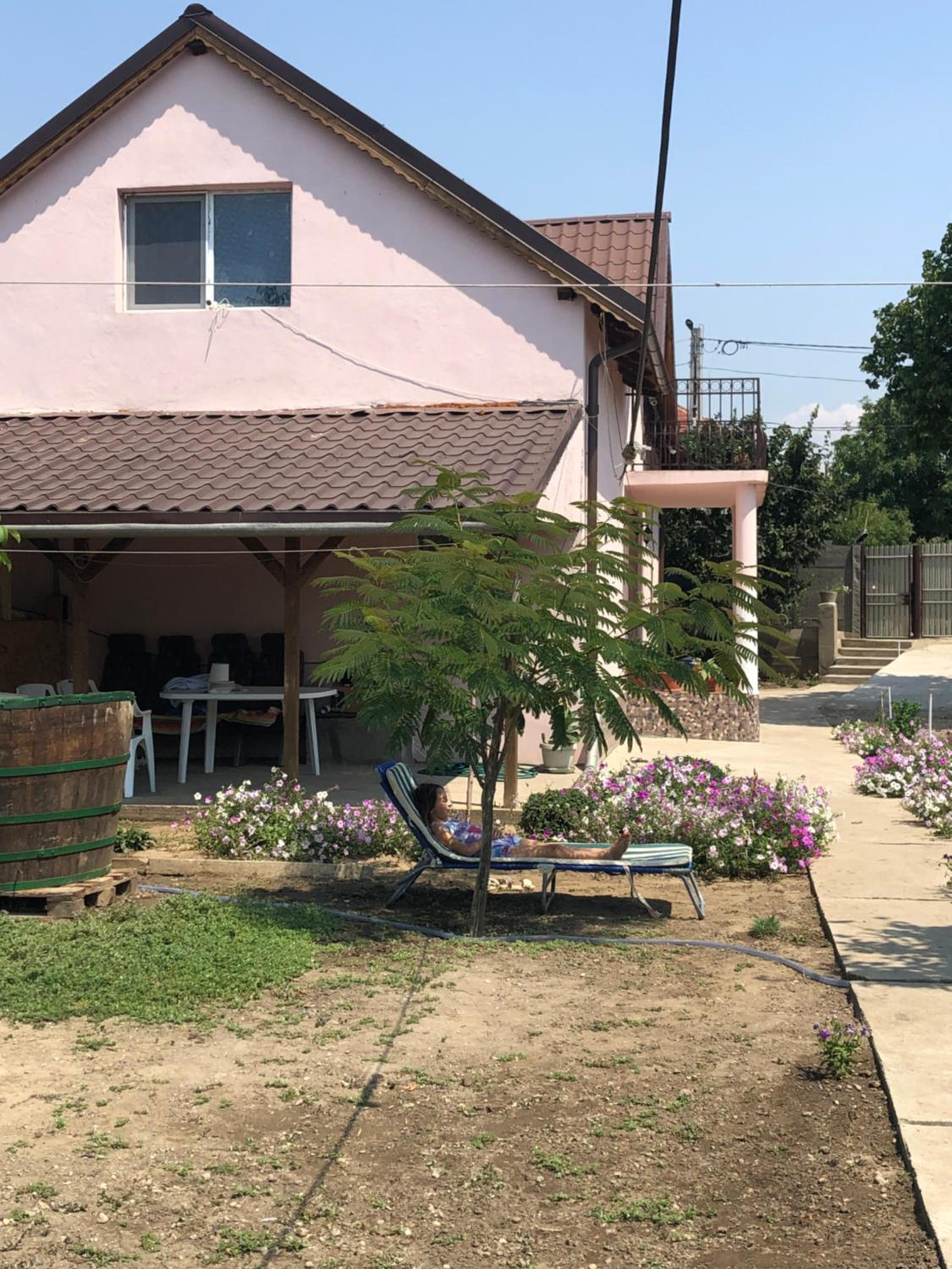 Four-Bedroom House - Photo 16