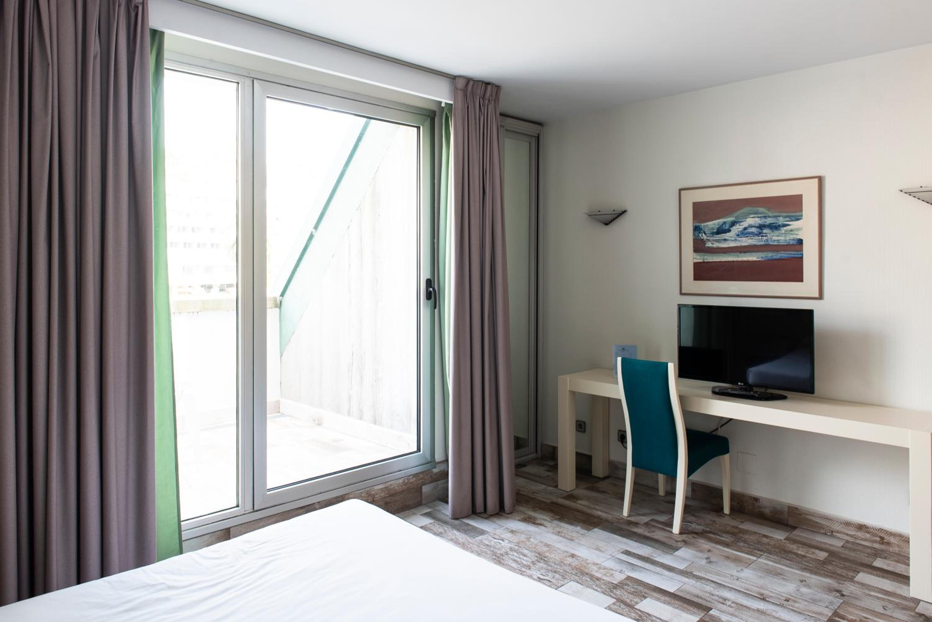 Double or Twin Room - Photo 1