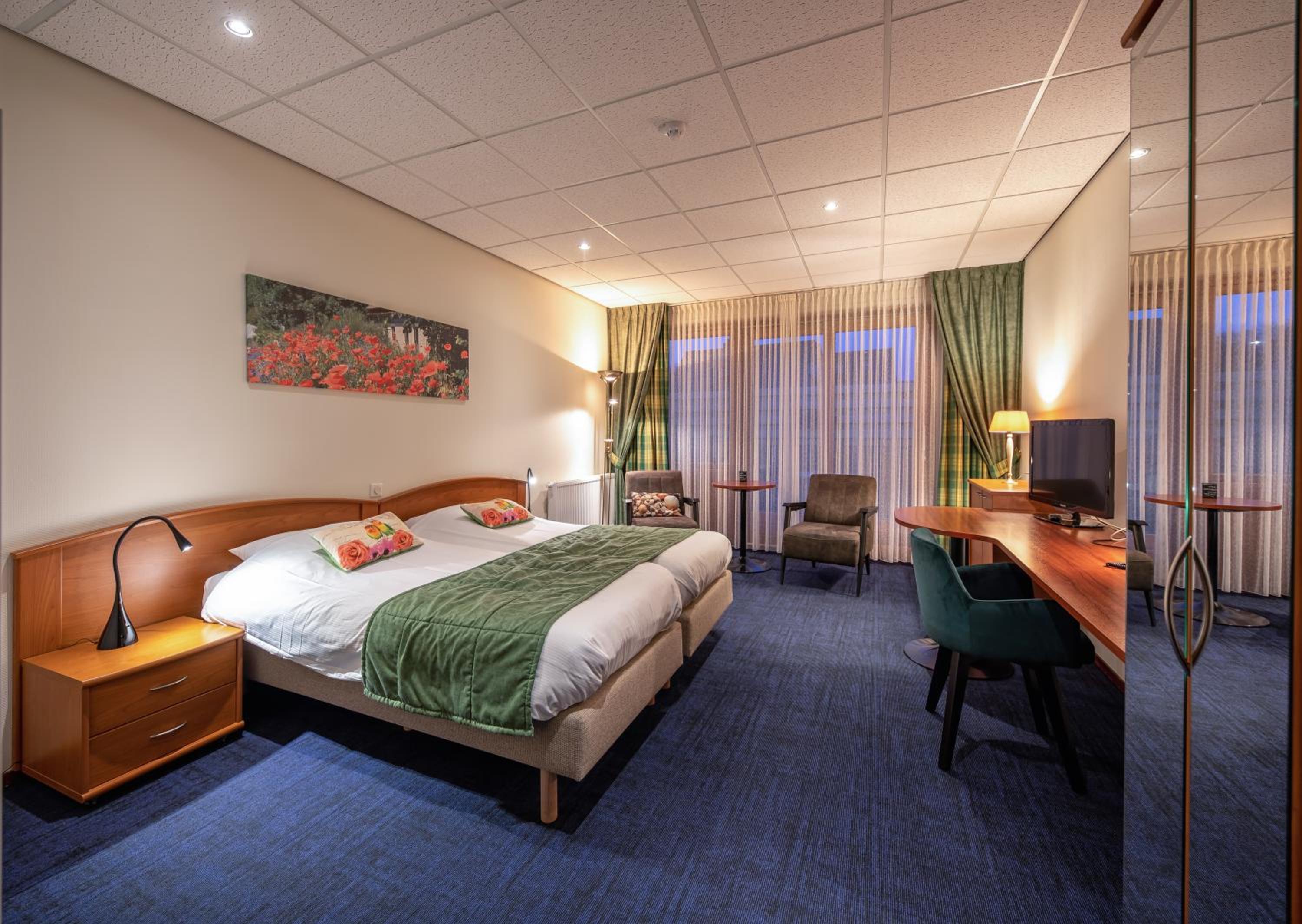 Deluxe Double Room with Terrace