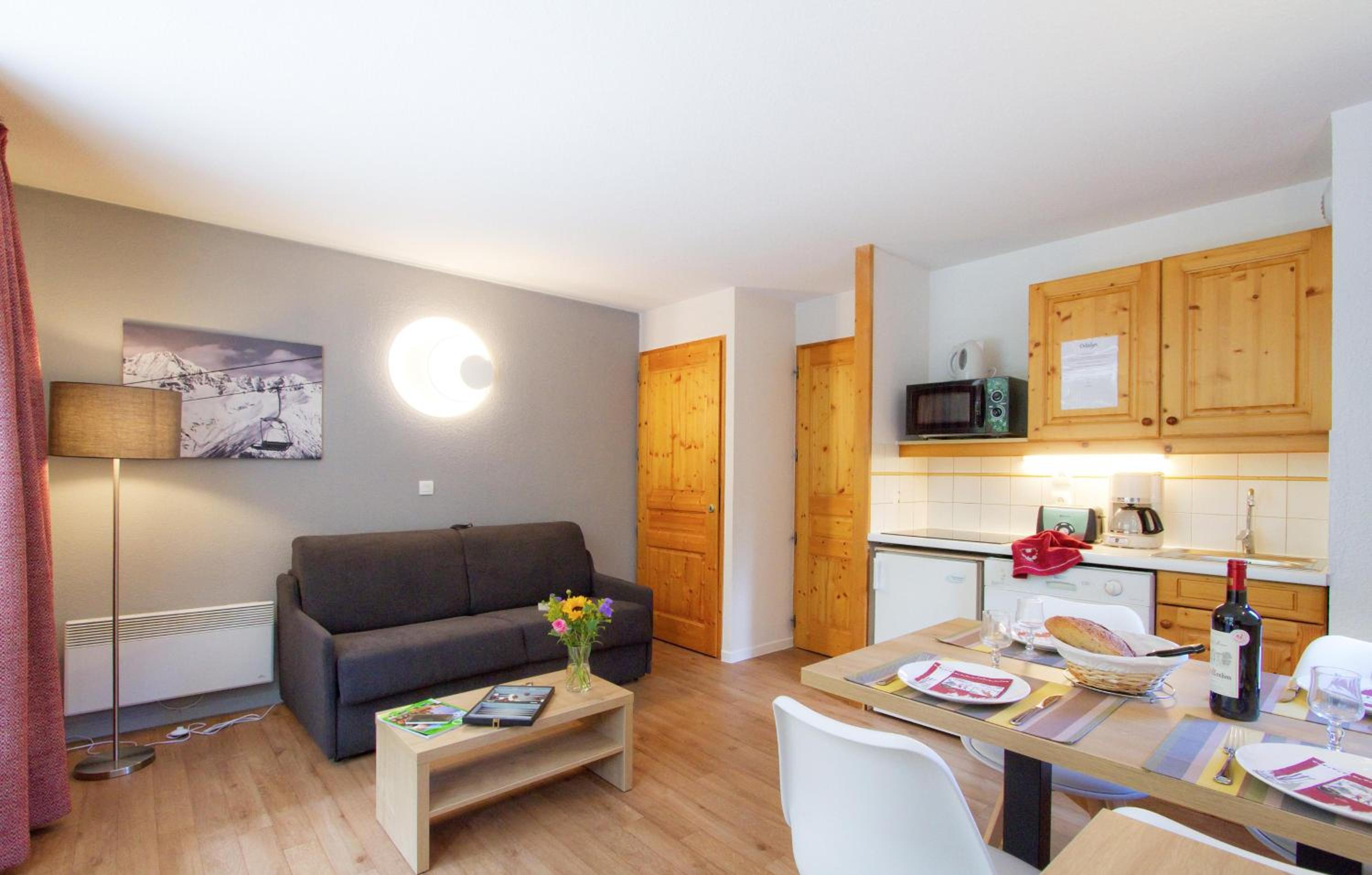 3-Room Apartment (6 people)