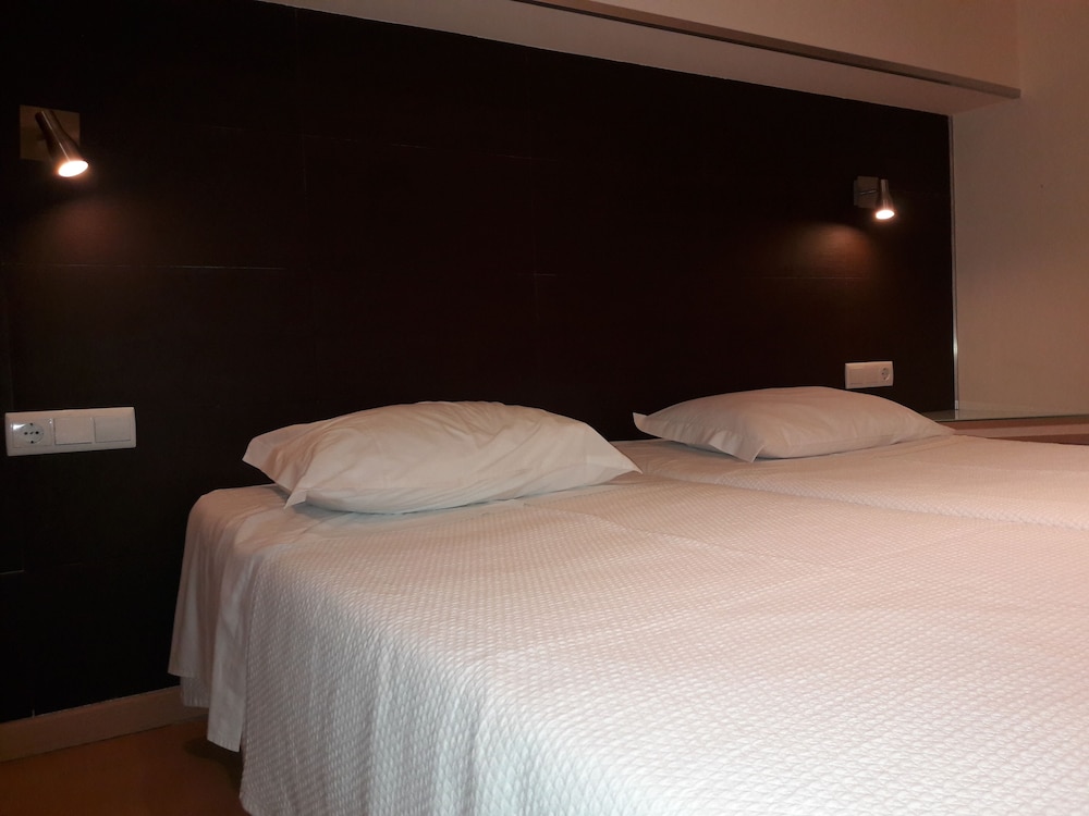 Double or Twin Room photo 3