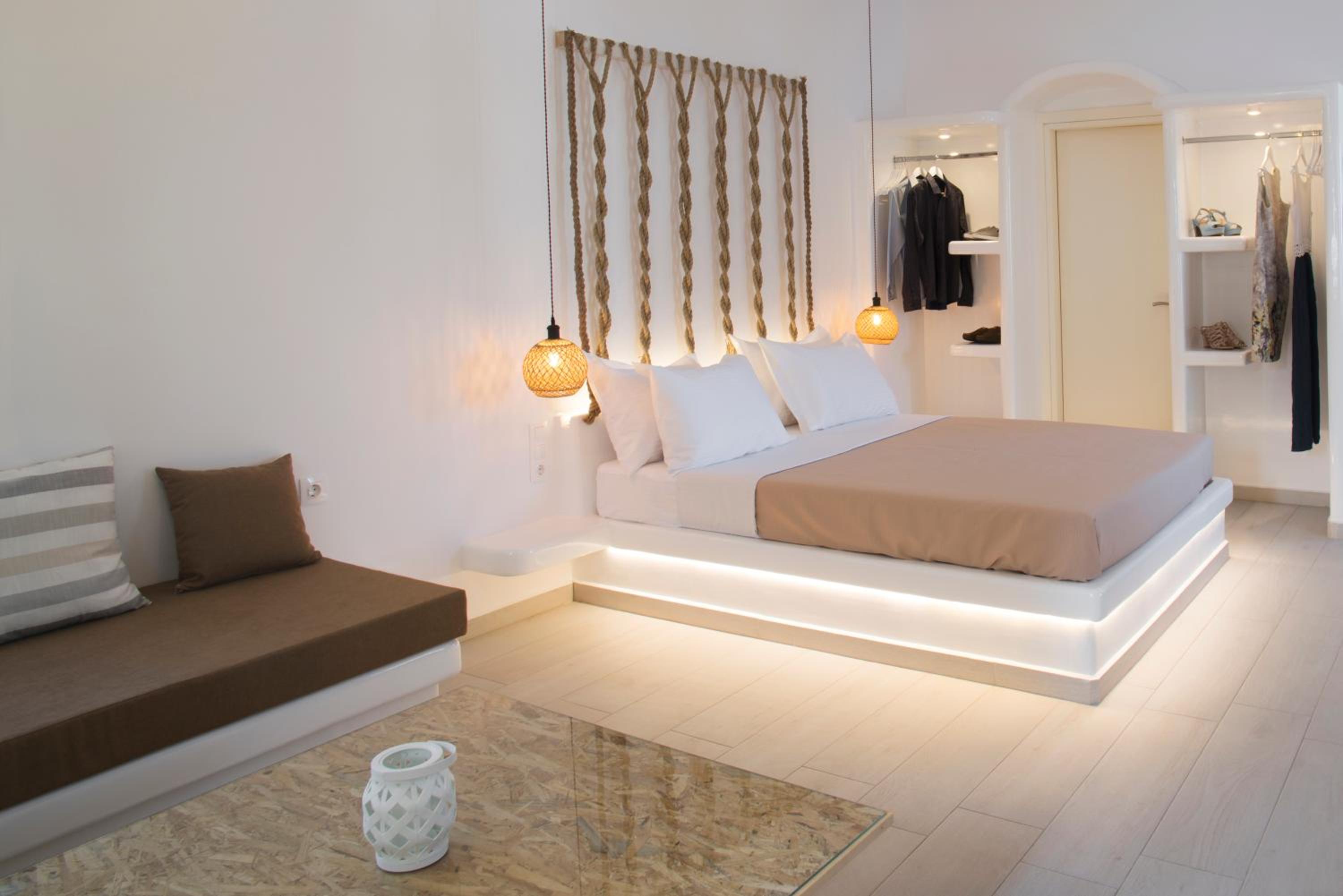 Apartment with Pool View 