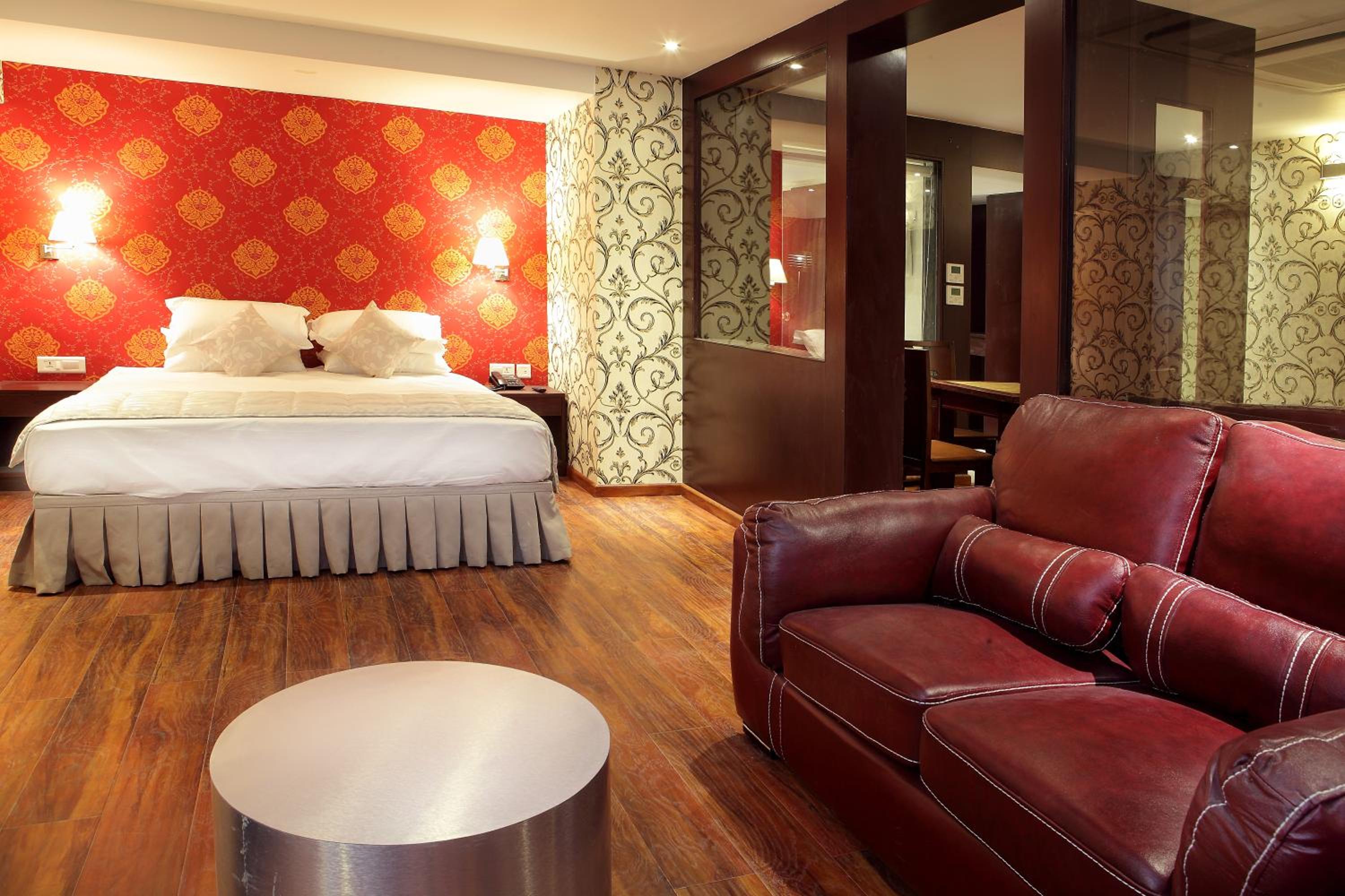 Hazel Suite photo 1
