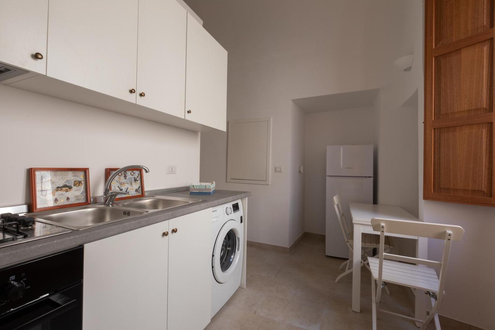 One-Bedroom Apartment - Separate Building - Photo 2