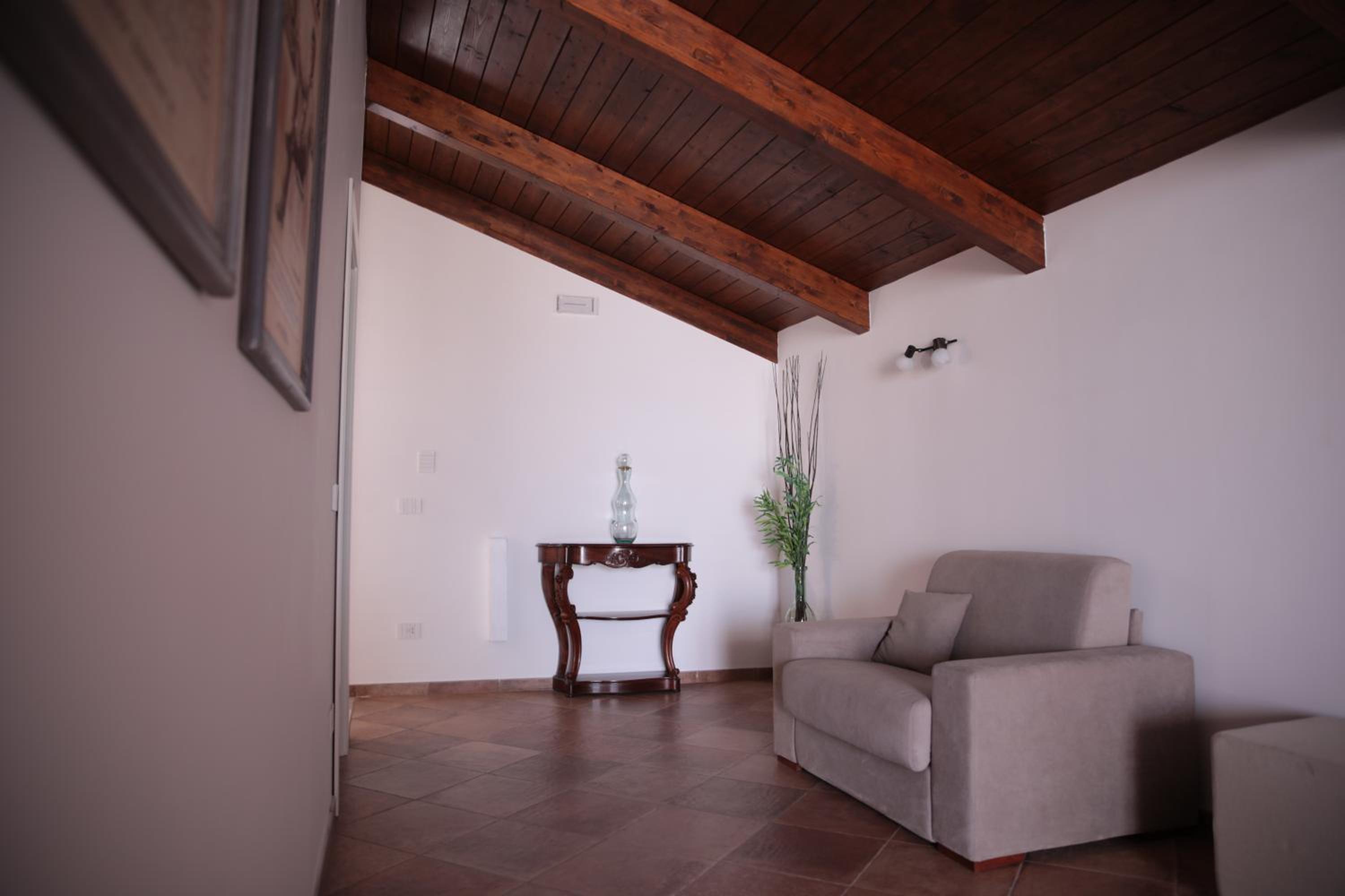 Penthouse Apartment - Photo 39