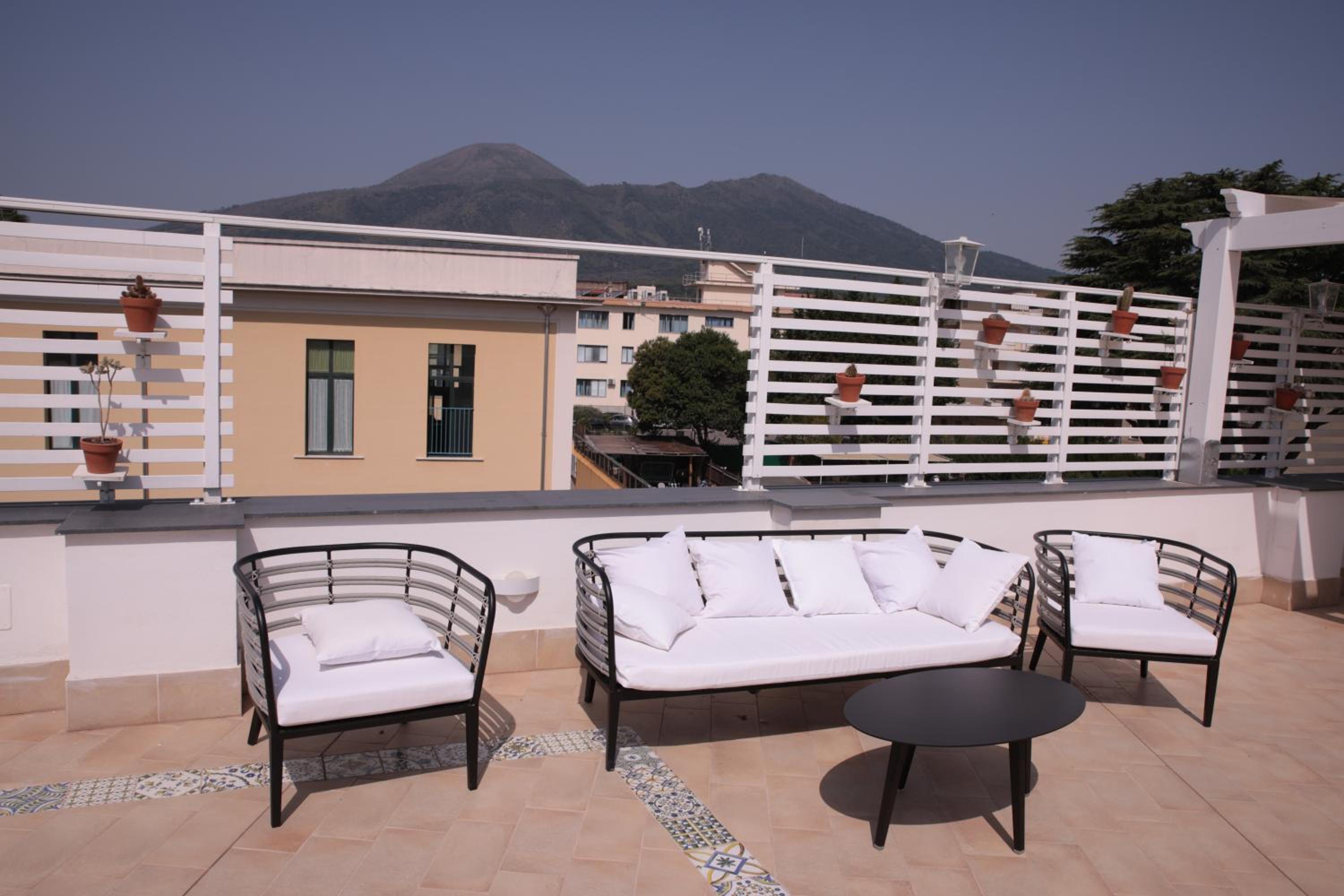 Penthouse Apartment - Photo 27
