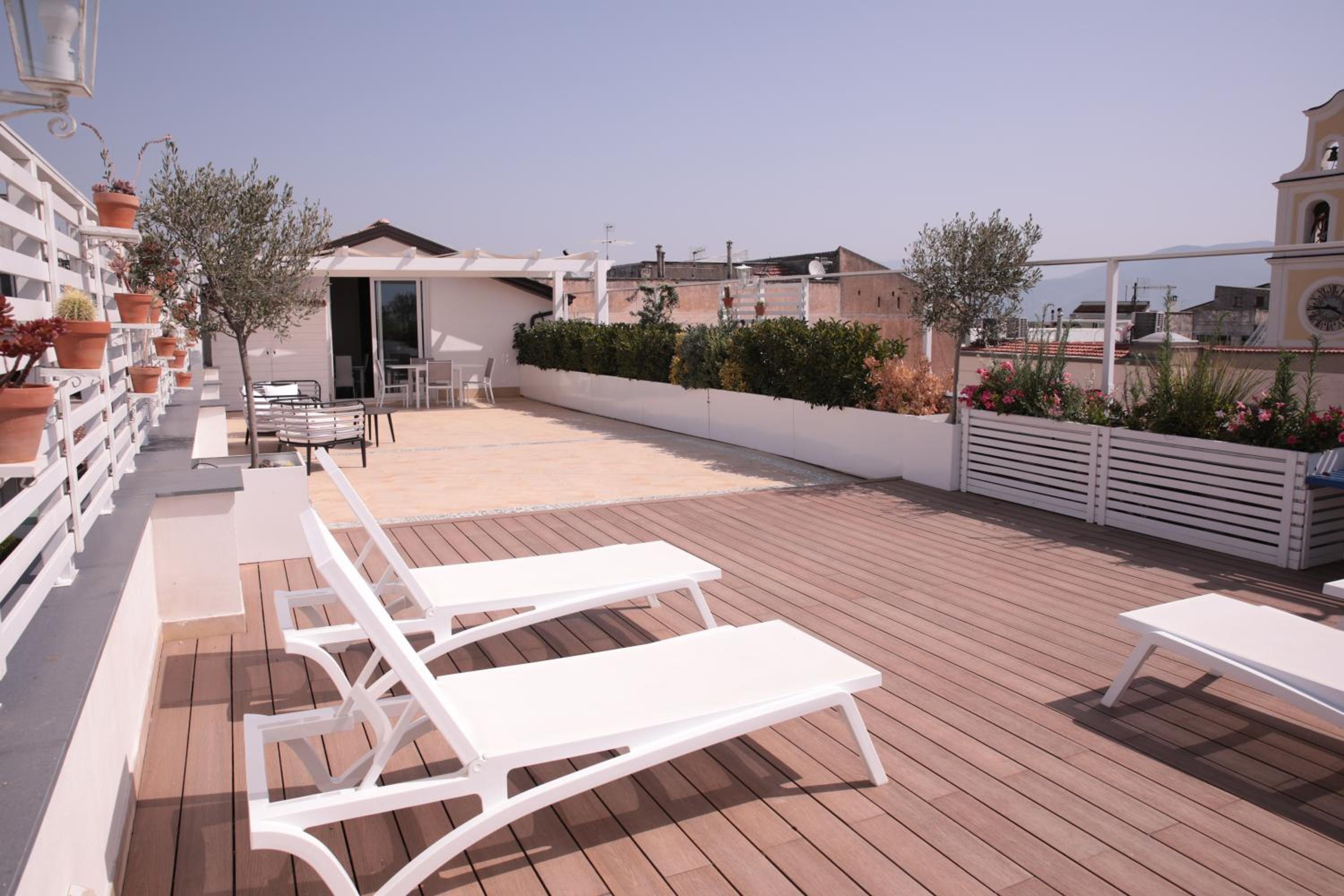 Penthouse Apartment - Photo 41